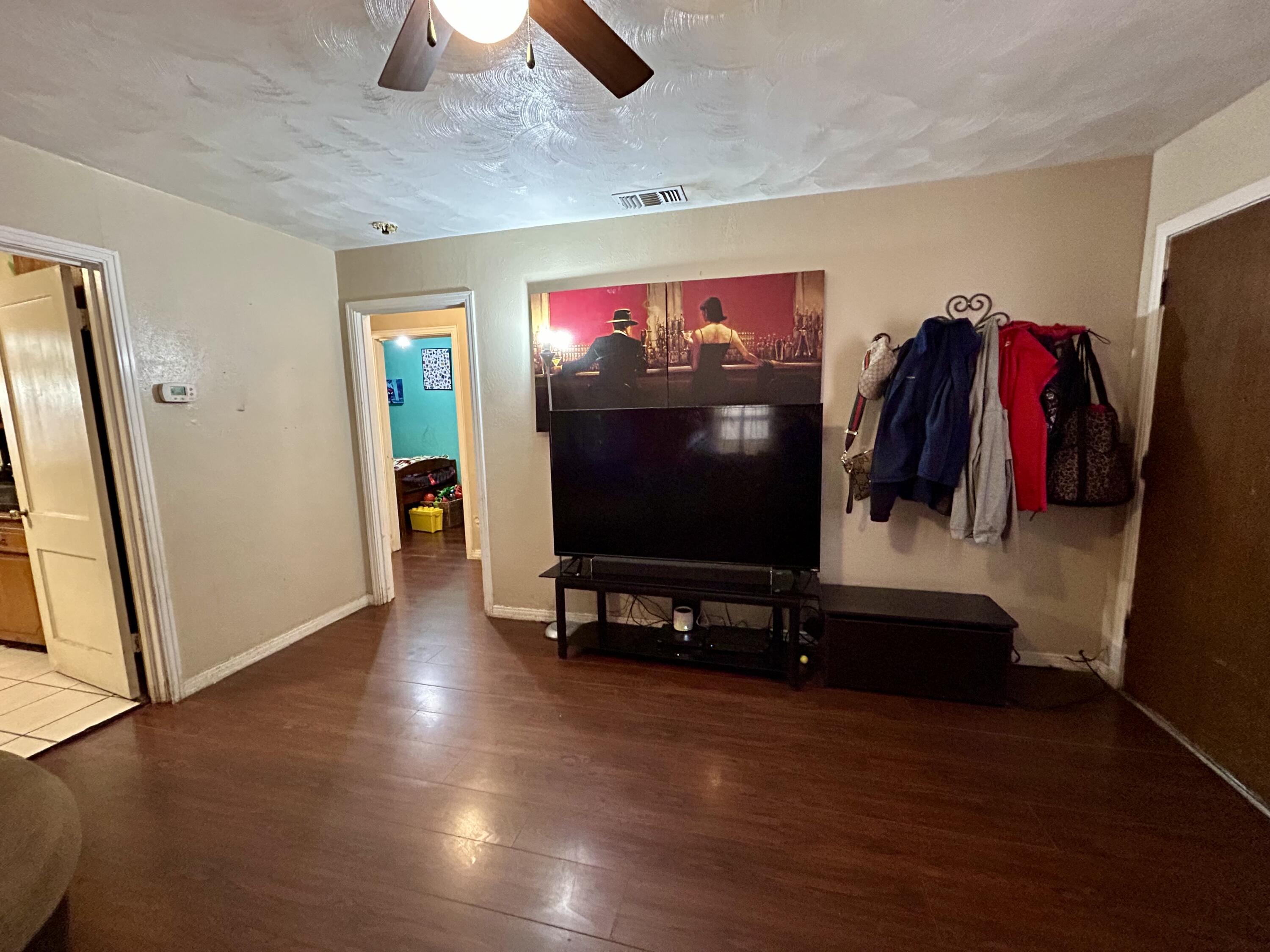 3212 1st Street Property Photo 8