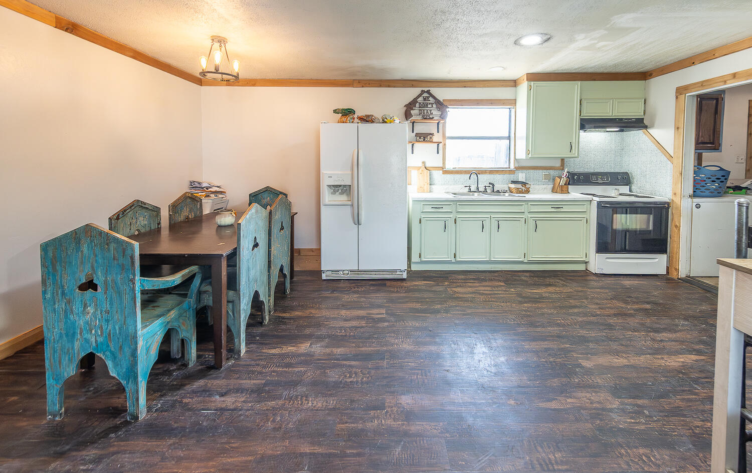 11008 County Rd 5560 Property Photo 4