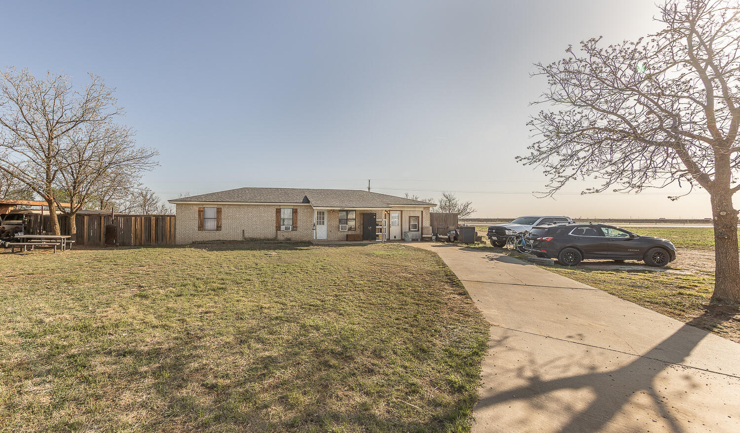 11008 County Rd 5560 Property Photo 17