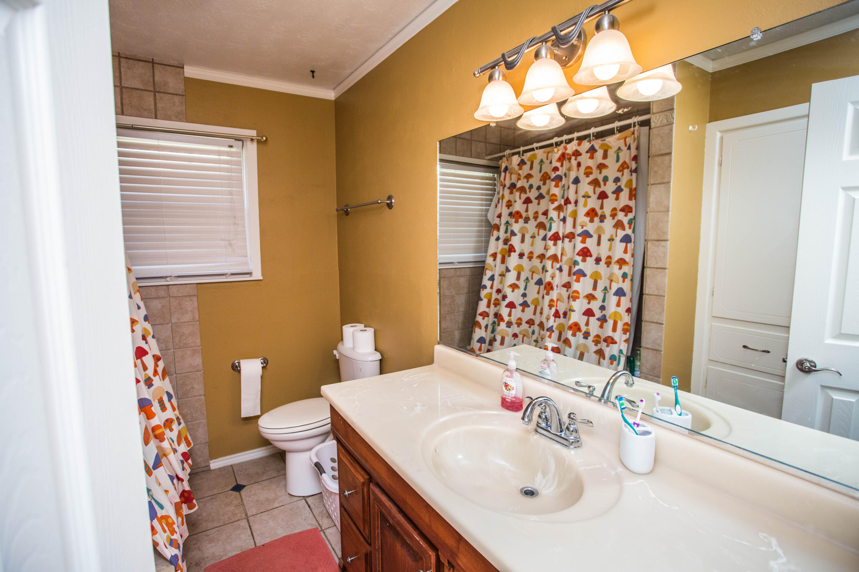 3022 67th Street Property Photo
