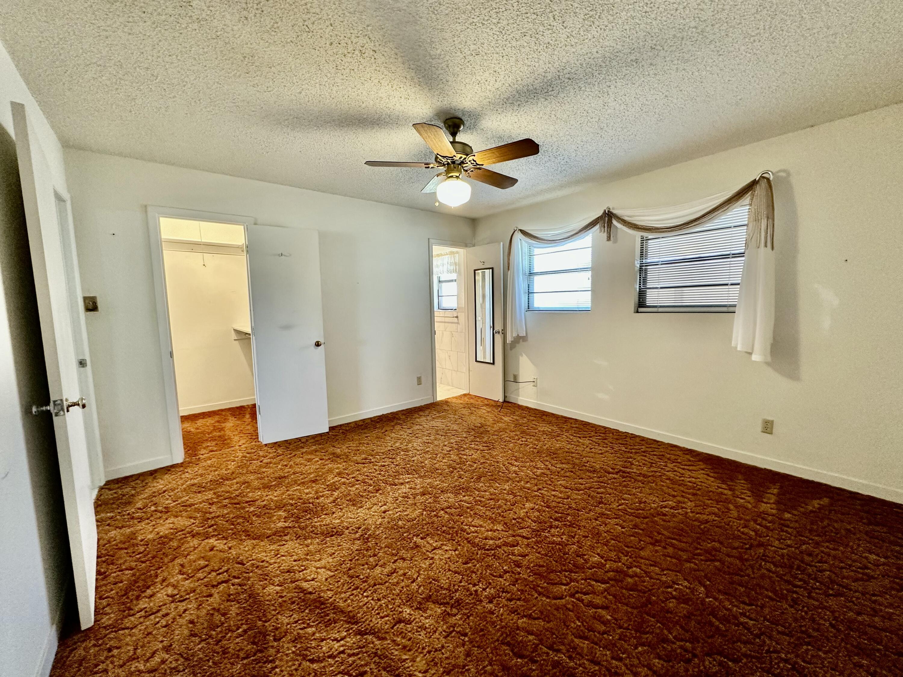 700 S Bowie Avenue Property Photo 13