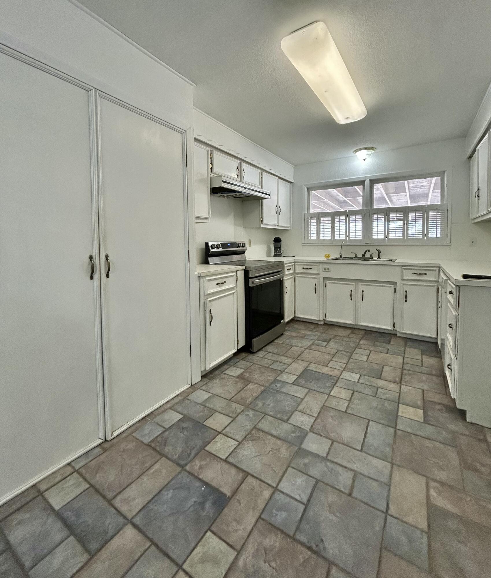 624 Tulane Avenue Property Photo 9