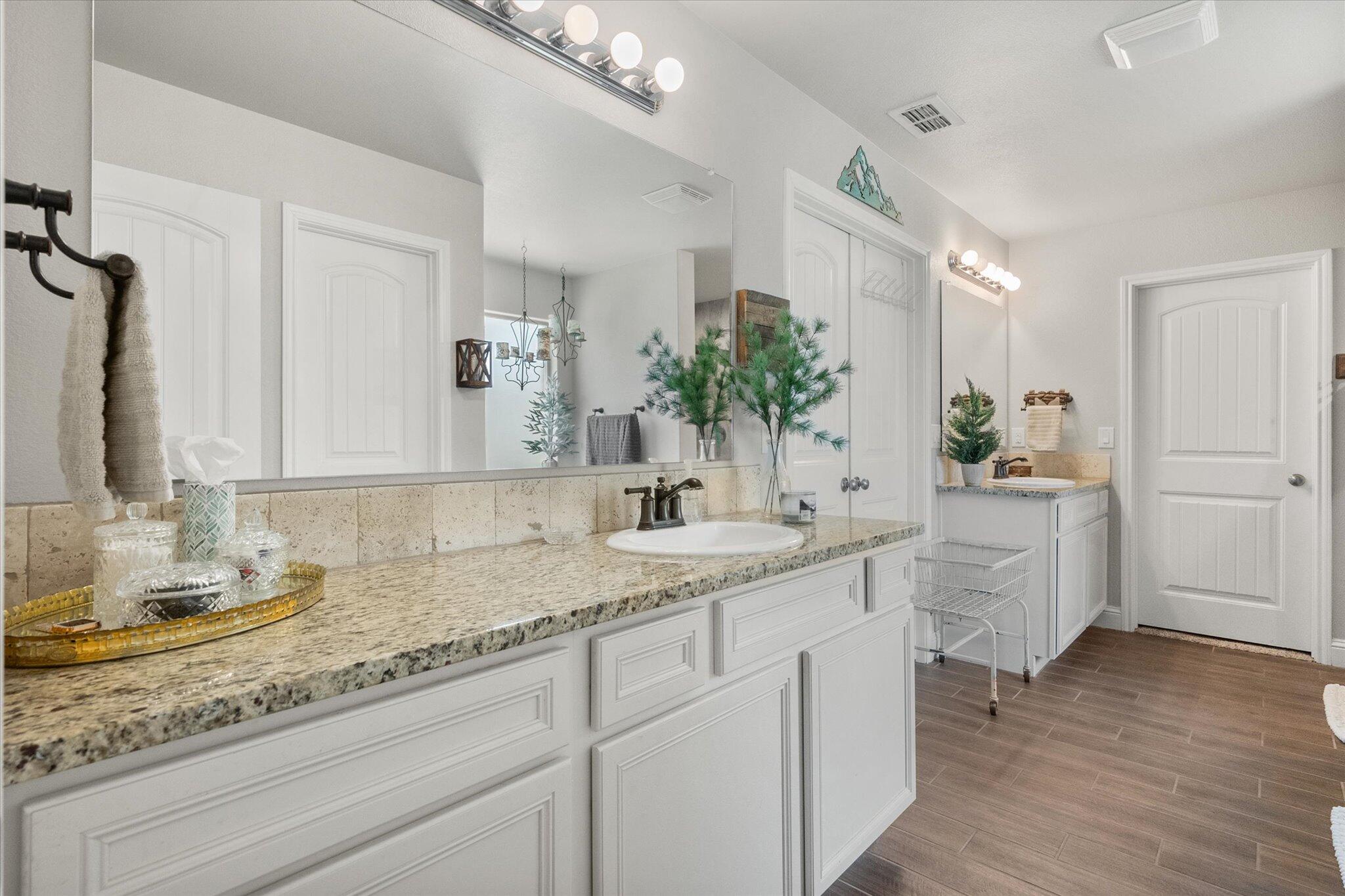 2303 145th Street Property Photo 12