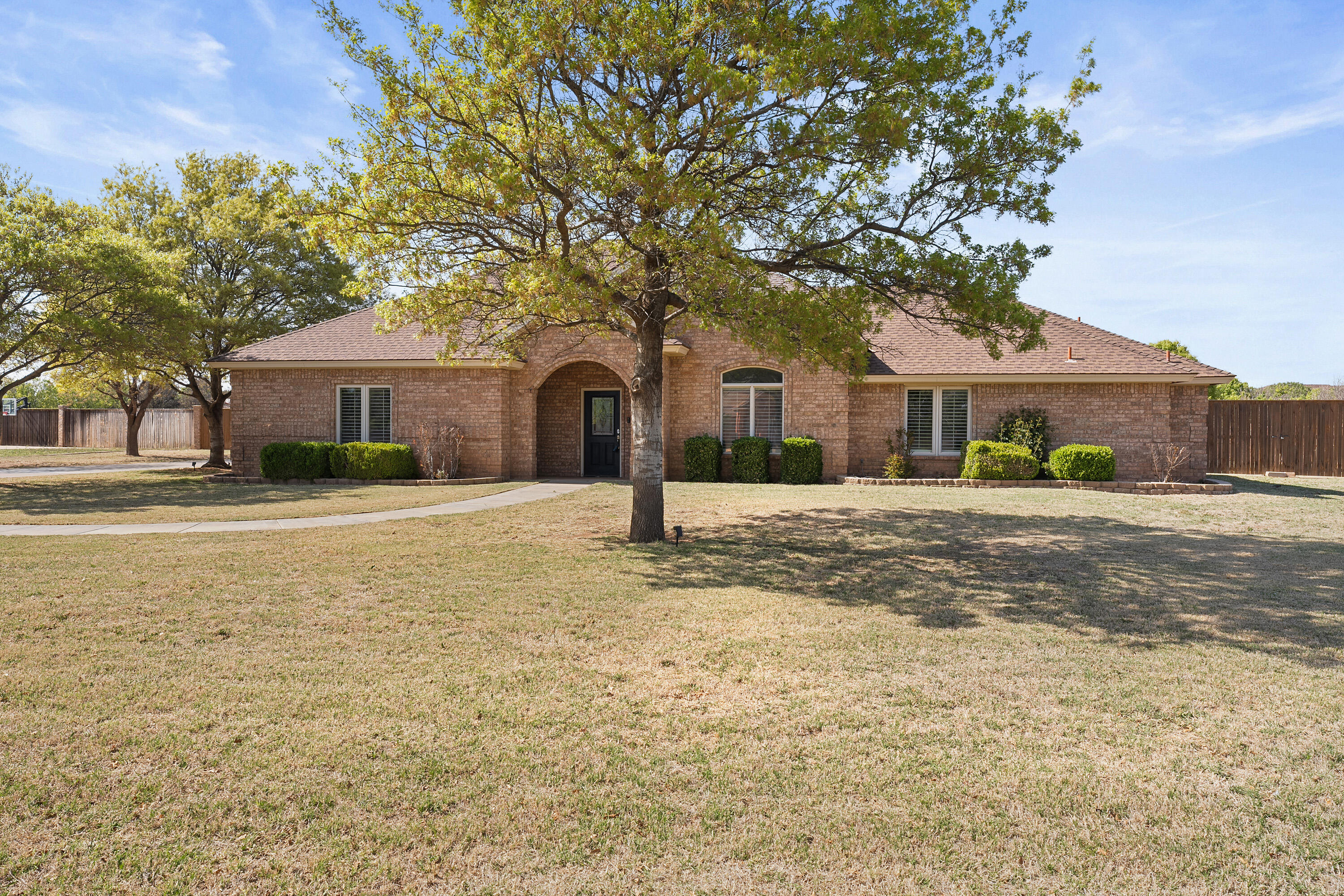 5602 156th Street Property Photo 1