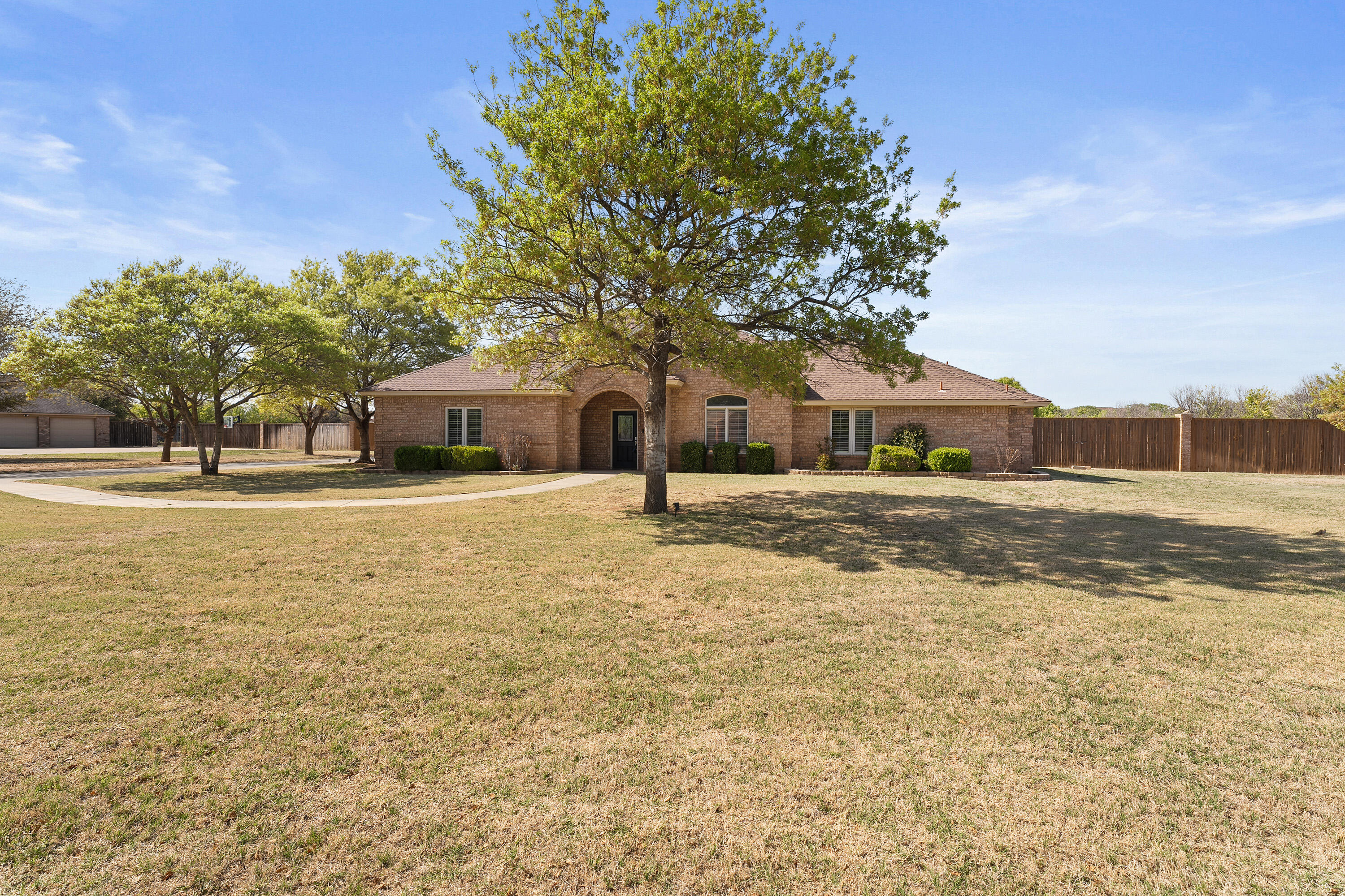 5602 156th Street Property Photo 4