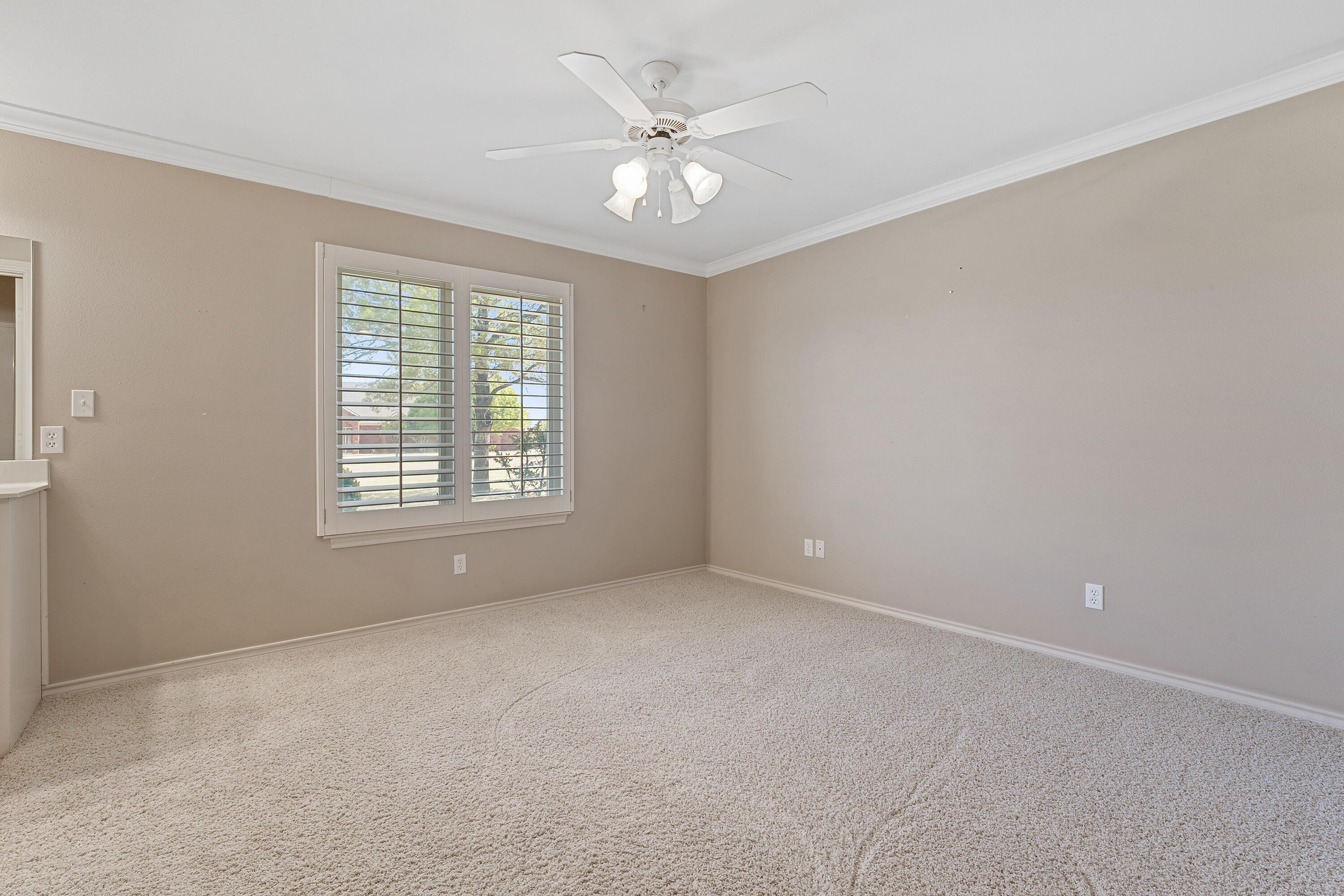5602 156th Street Property Photo 22