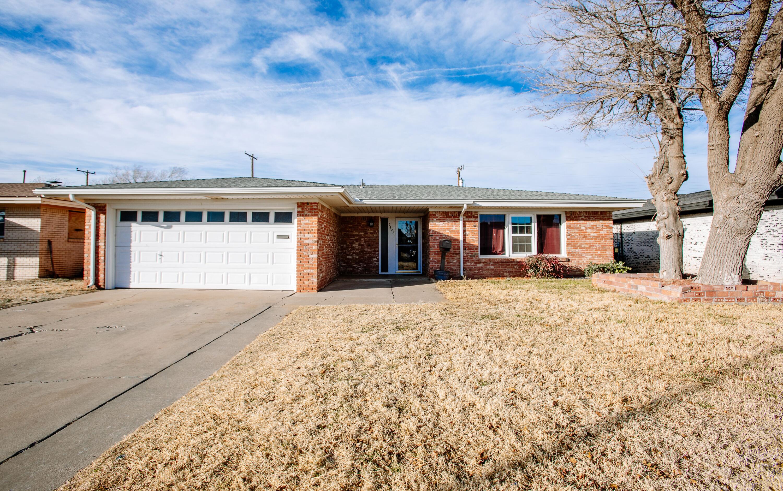 5426 9th Street Property Photo 1