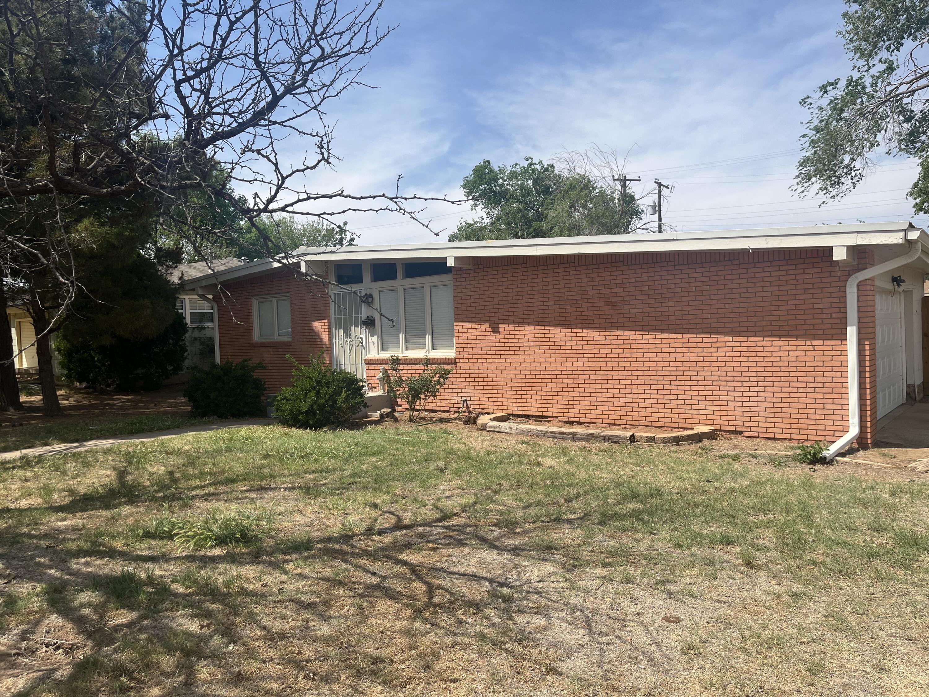 2602 45th Street Property Photo 1