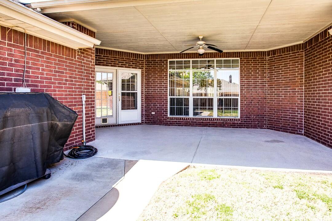 104 N Vale Avenue Property Photo 21