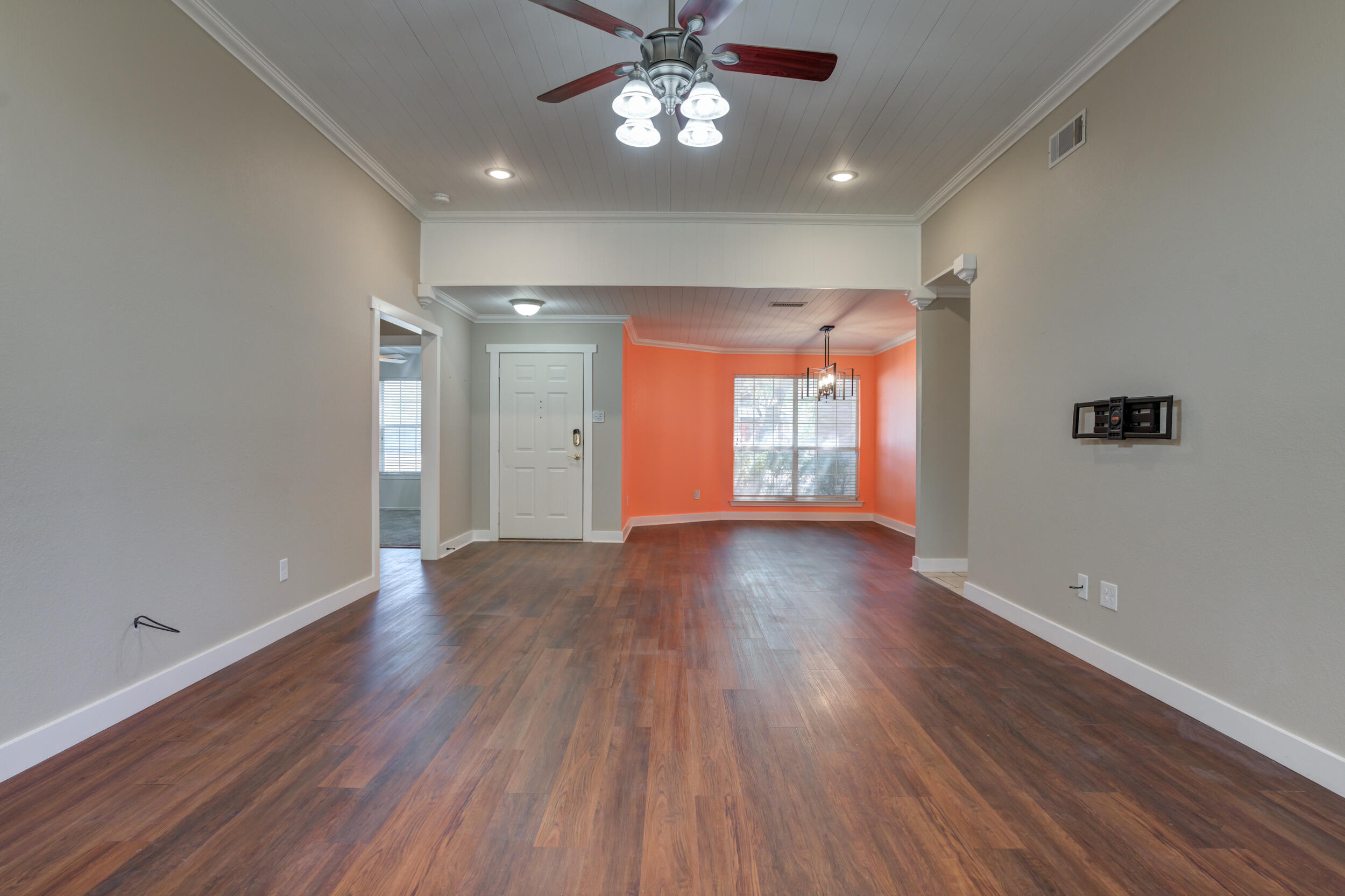 2728 81st Street Property Photo 10
