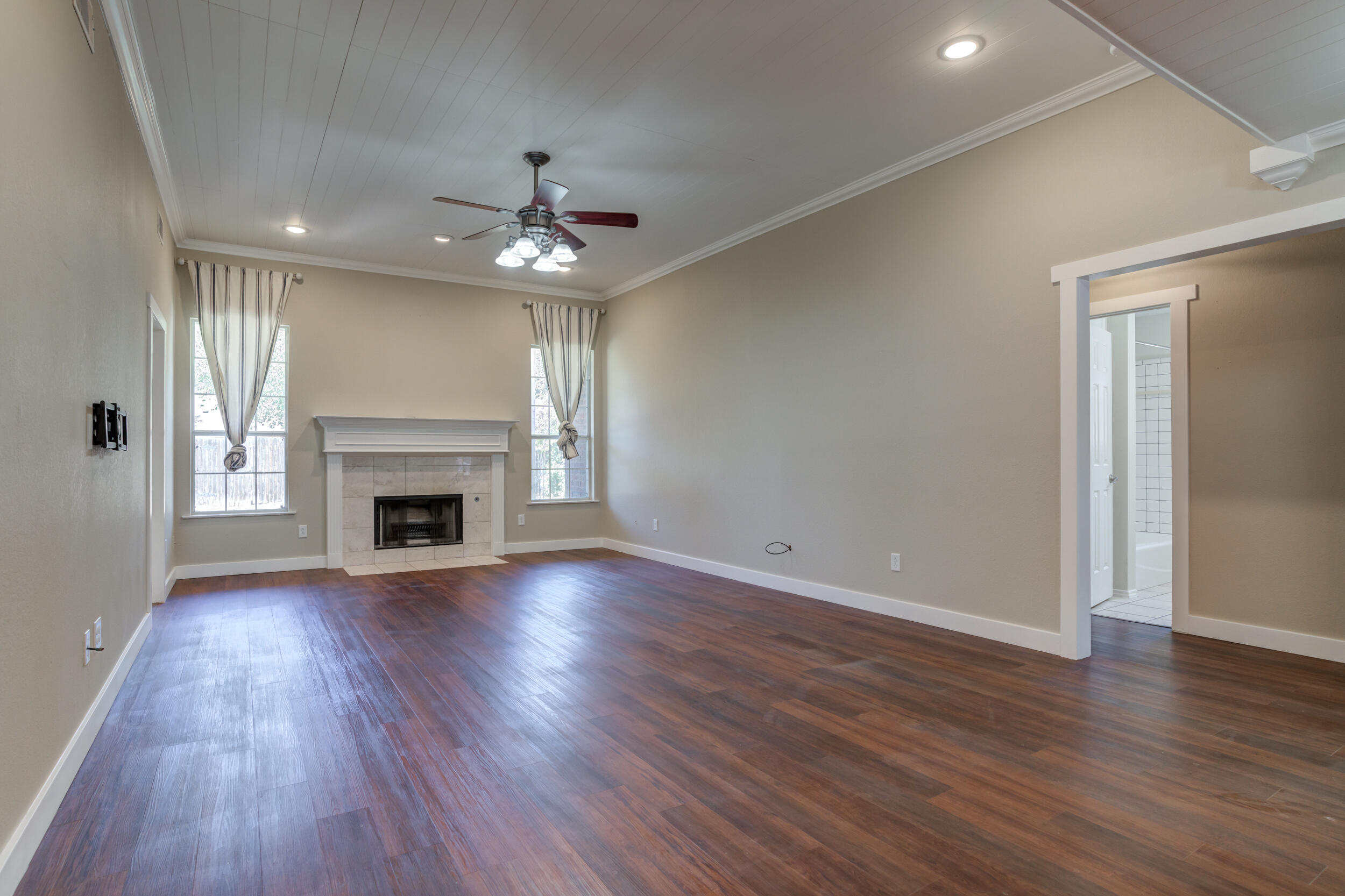 2728 81st Street Property Photo 14