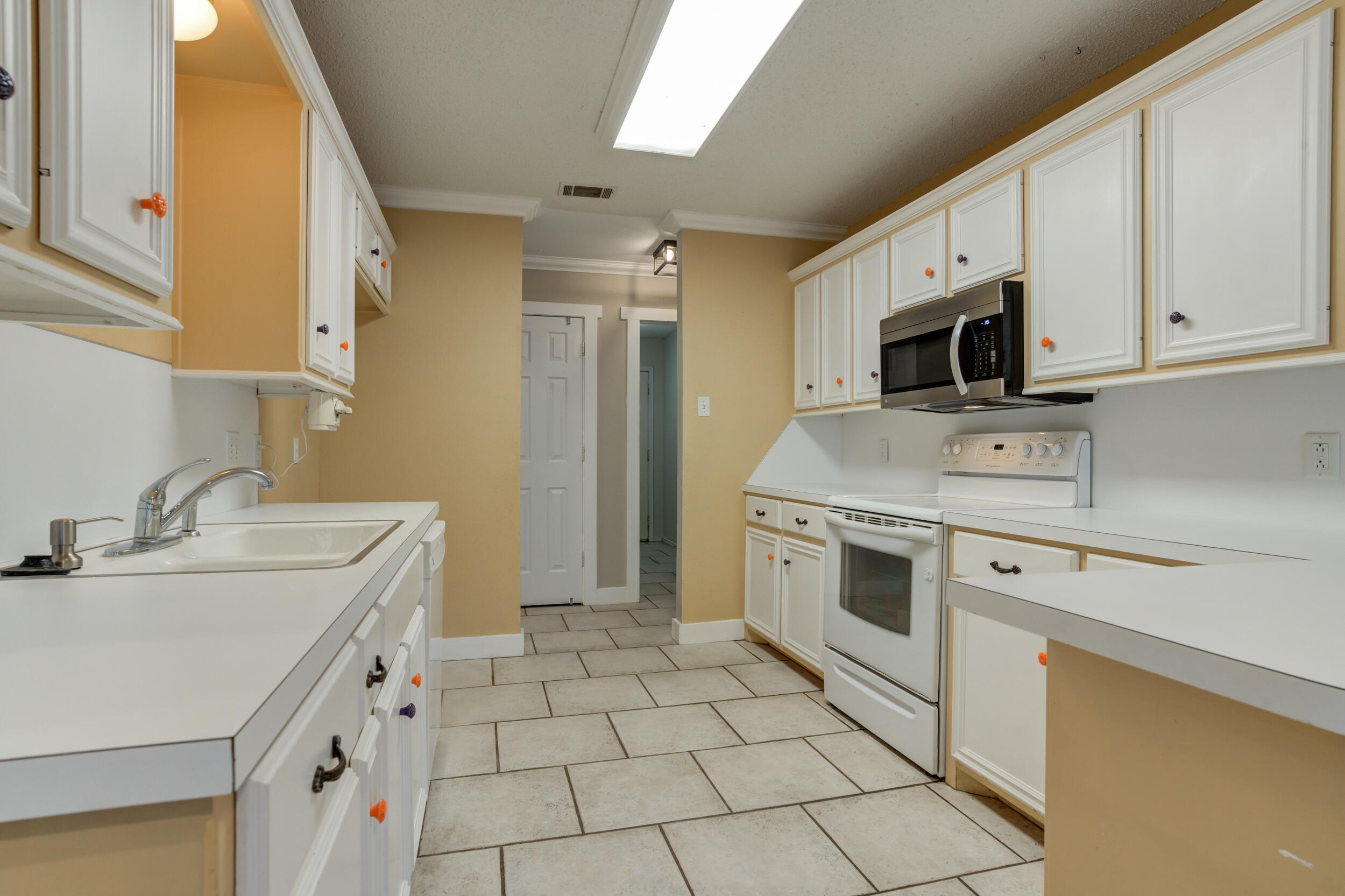 2728 81st Street Property Photo 17