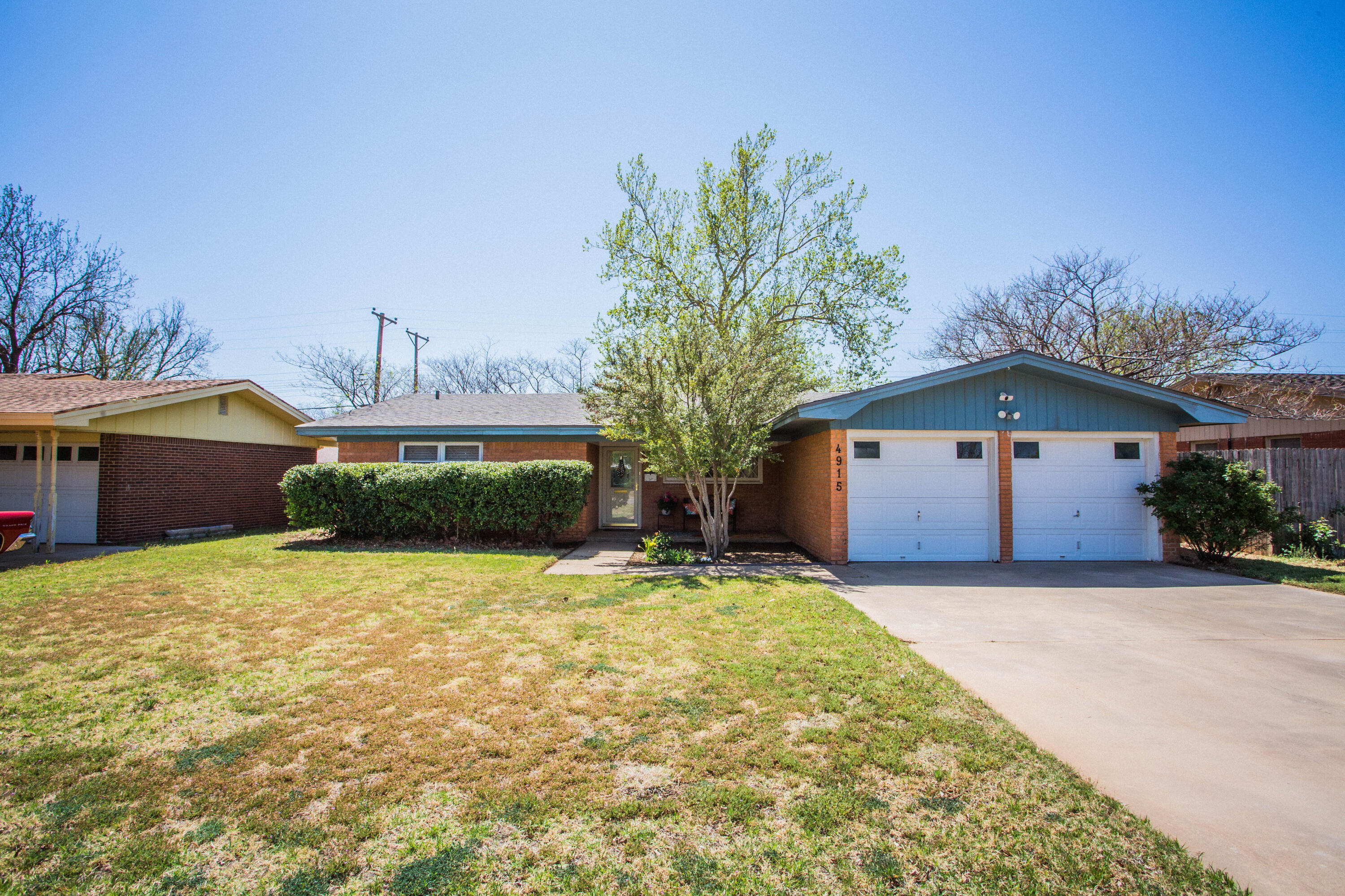 4915 17th Street Property Photo 3