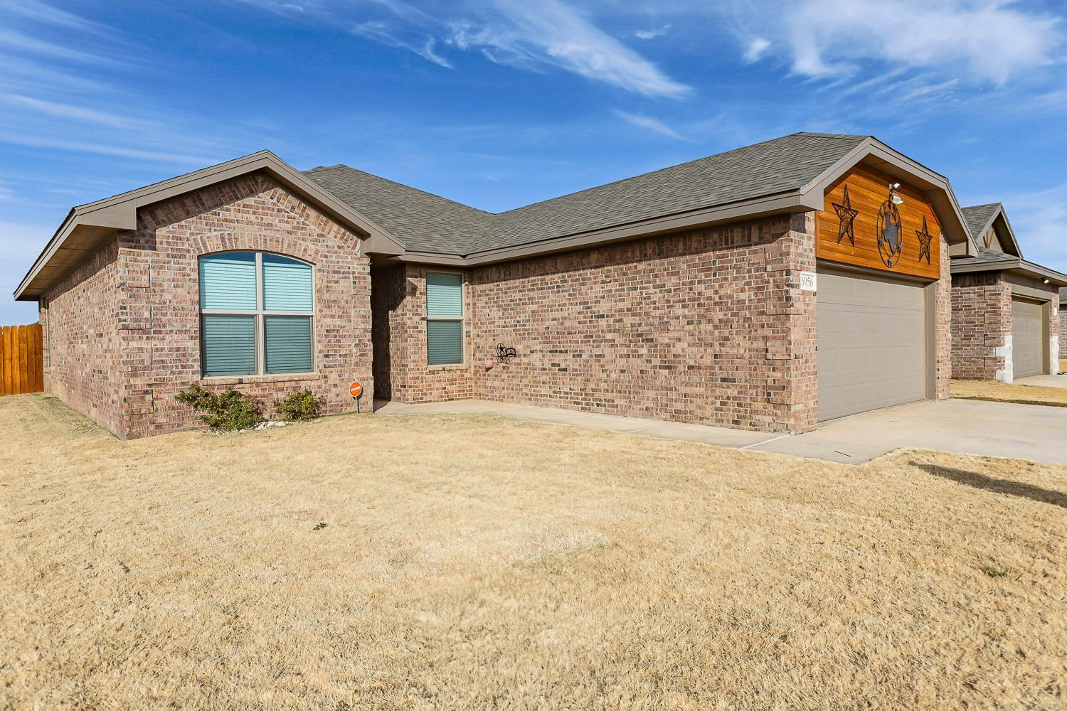 6956 12th Street Property Photo 2