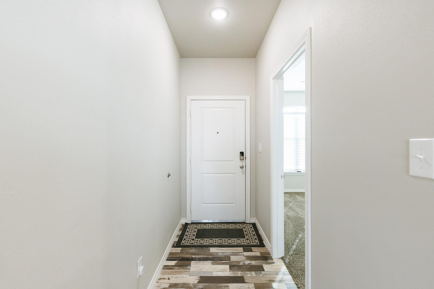 6956 12th Street Property Photo 4