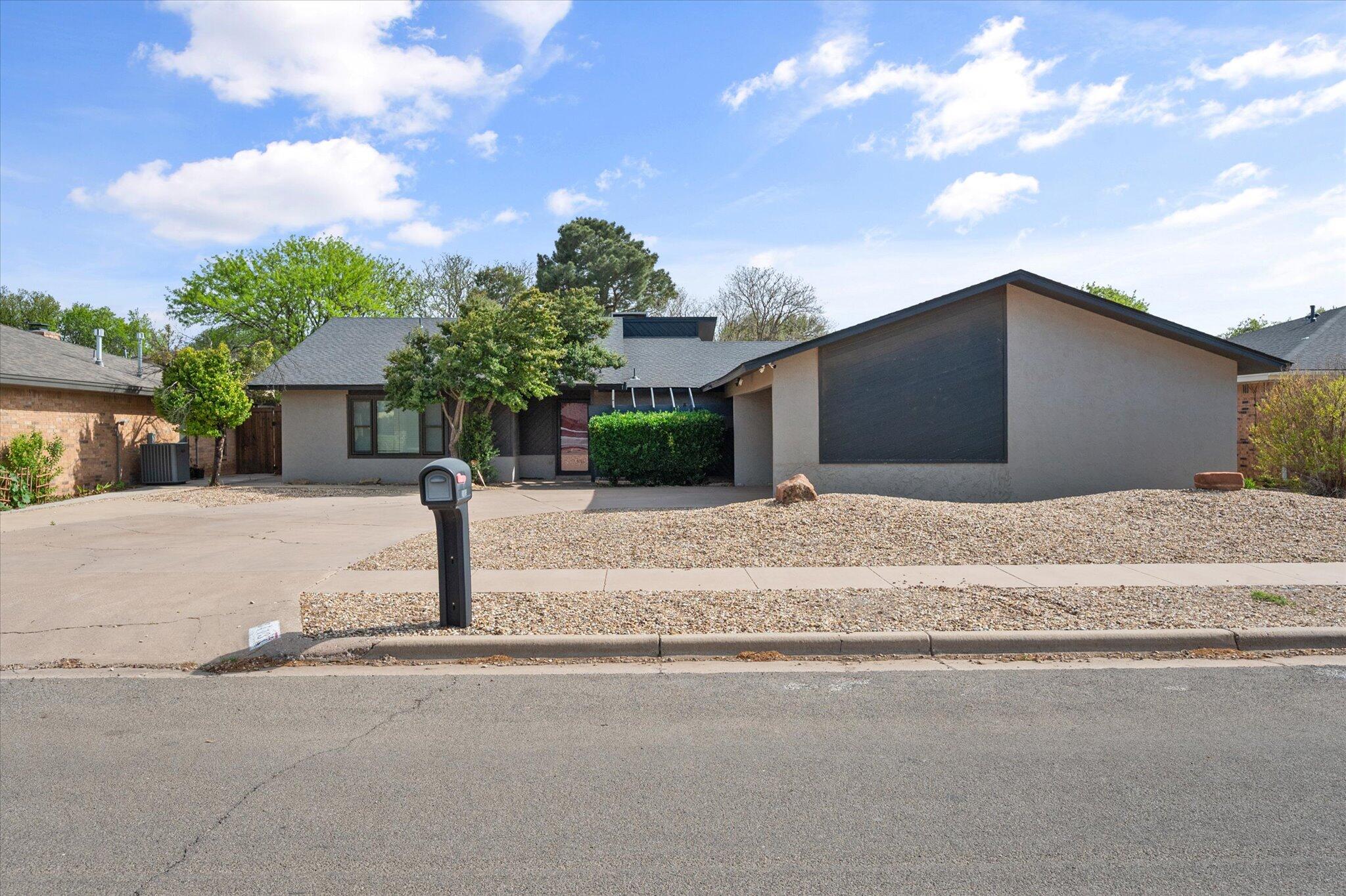 3413 92nd Street Property Photo
