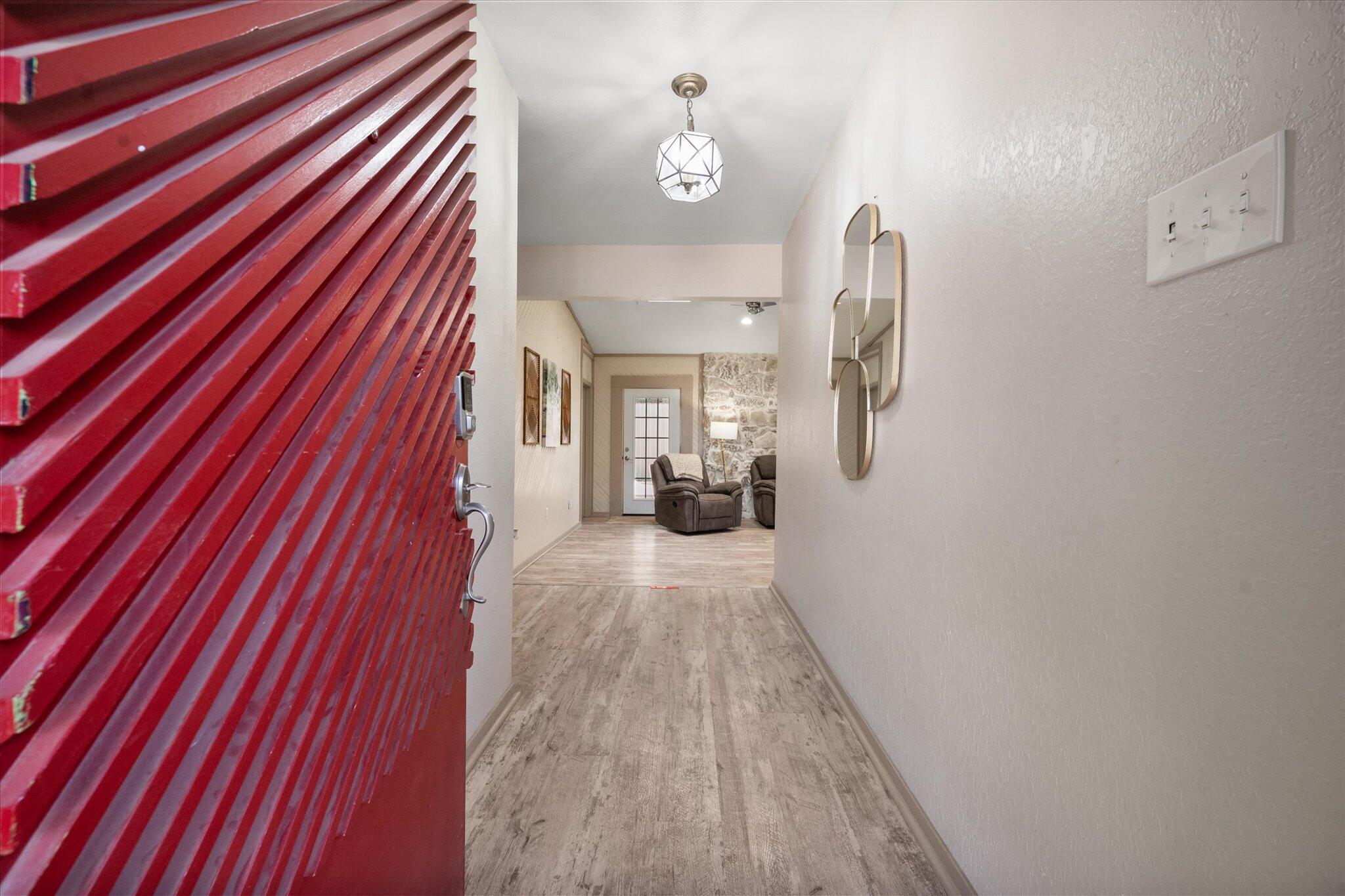 3413 92nd Street Property Photo 4