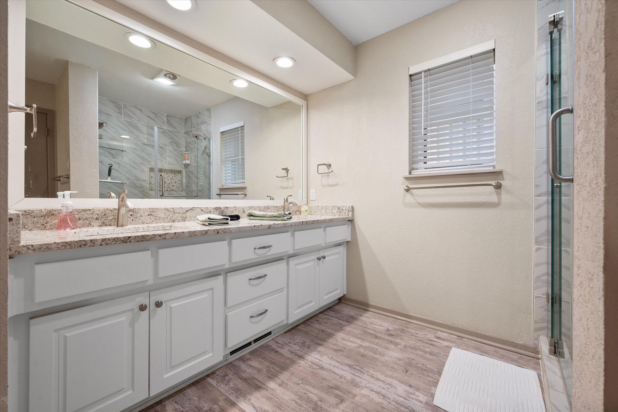 3413 92nd Street Property Photo 21