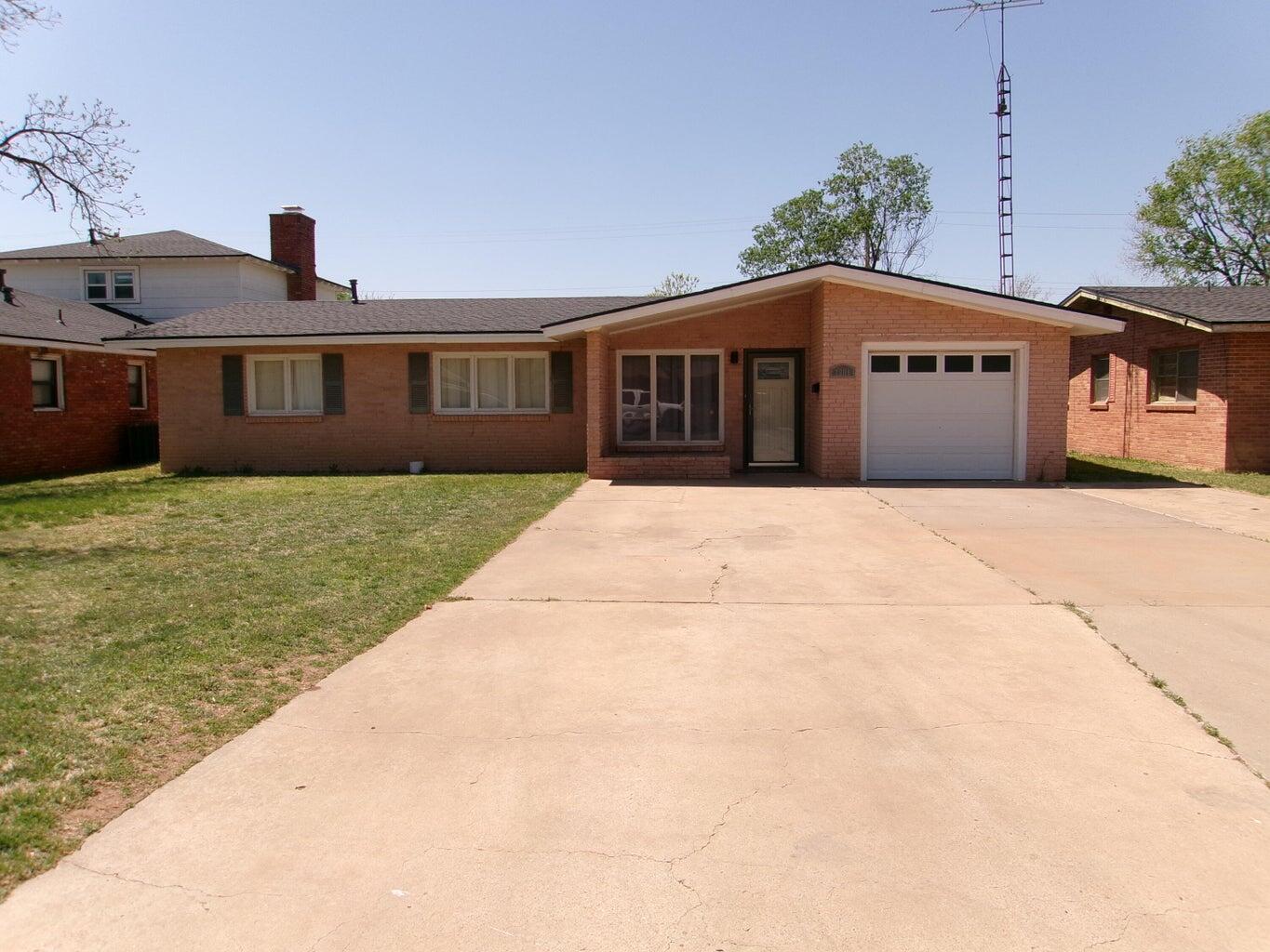 1201 Borger Property Photo 1