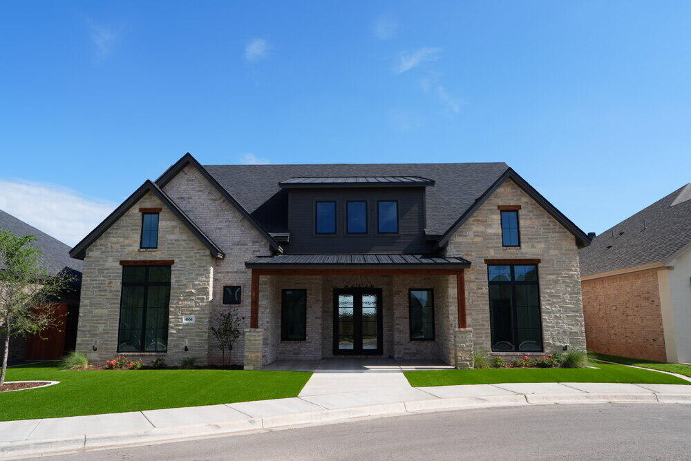 4604 138th Place Property Photo 1