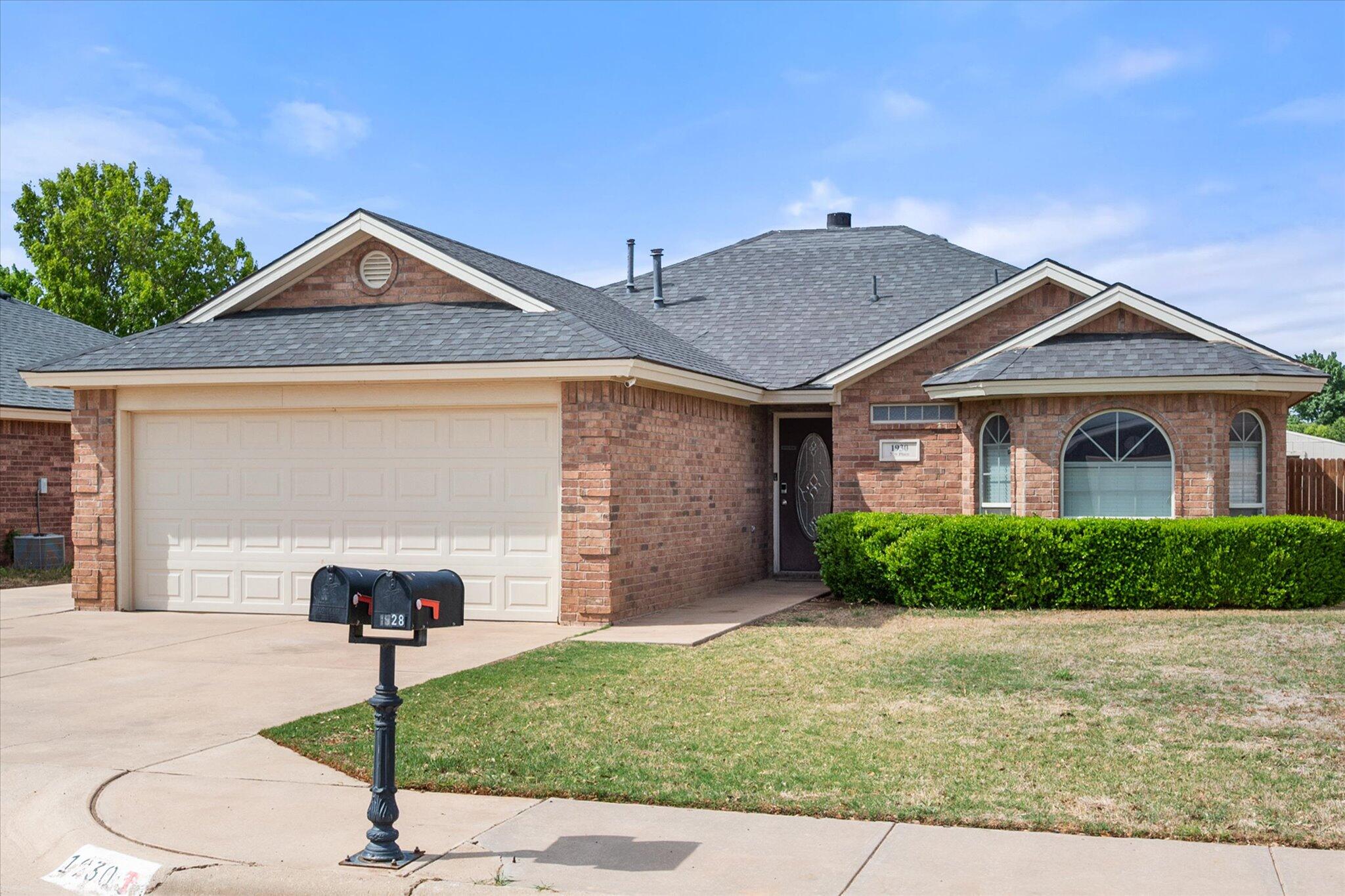 1930 77th Place Property Photo 3