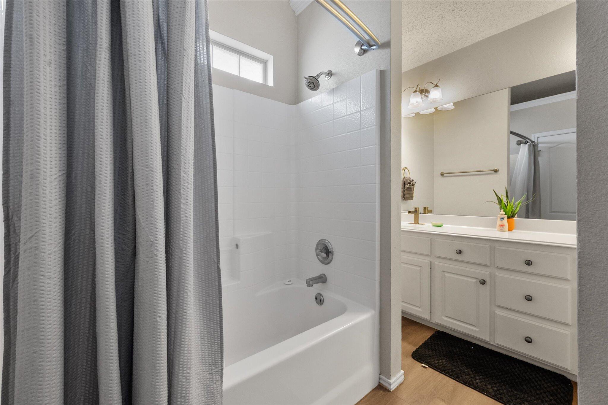 1930 77th Place Property Photo 23