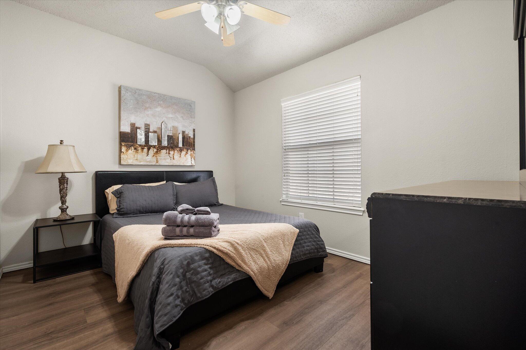 1930 77th Place Property Photo 26