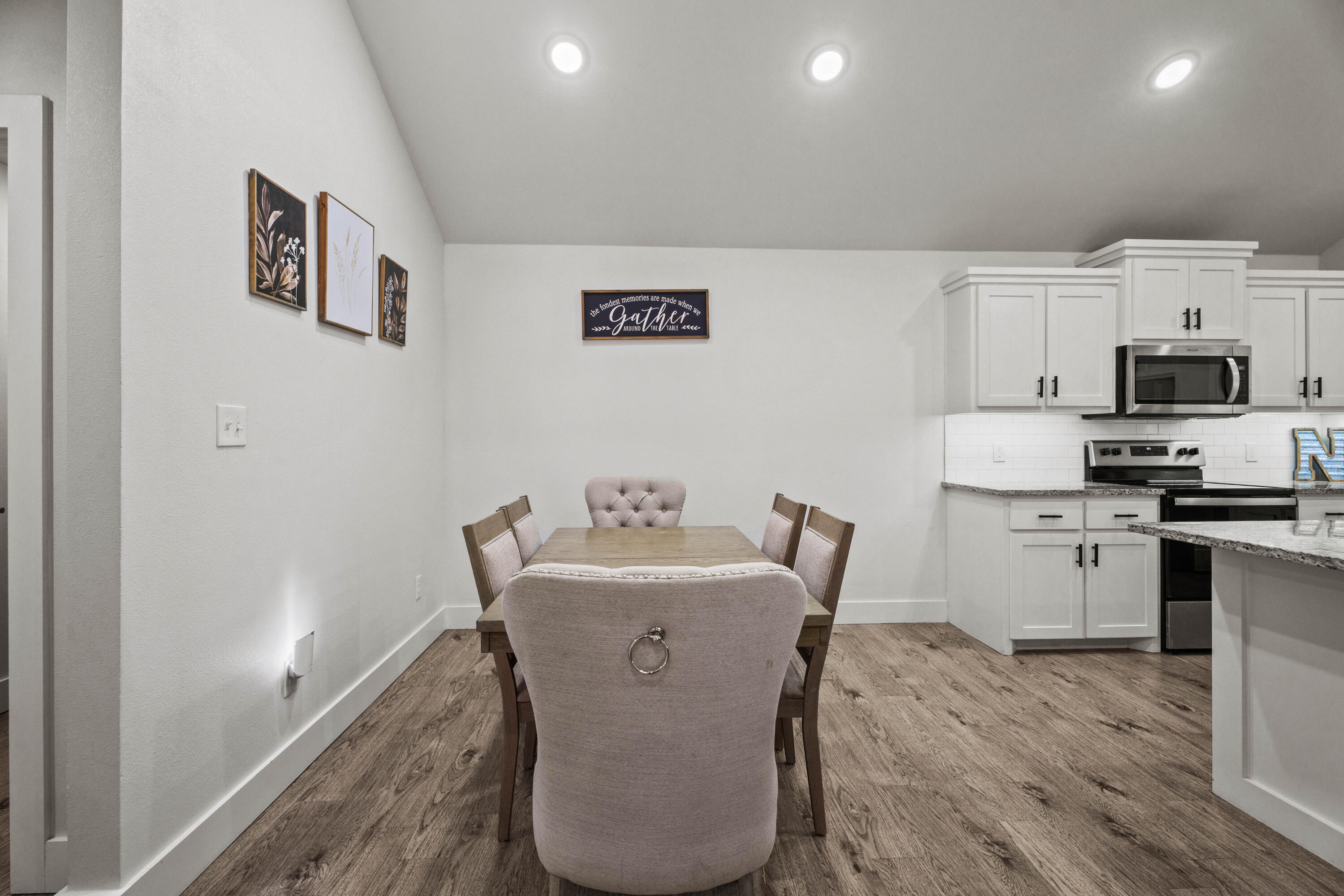 204 Cowboy Lane Property Photo 10