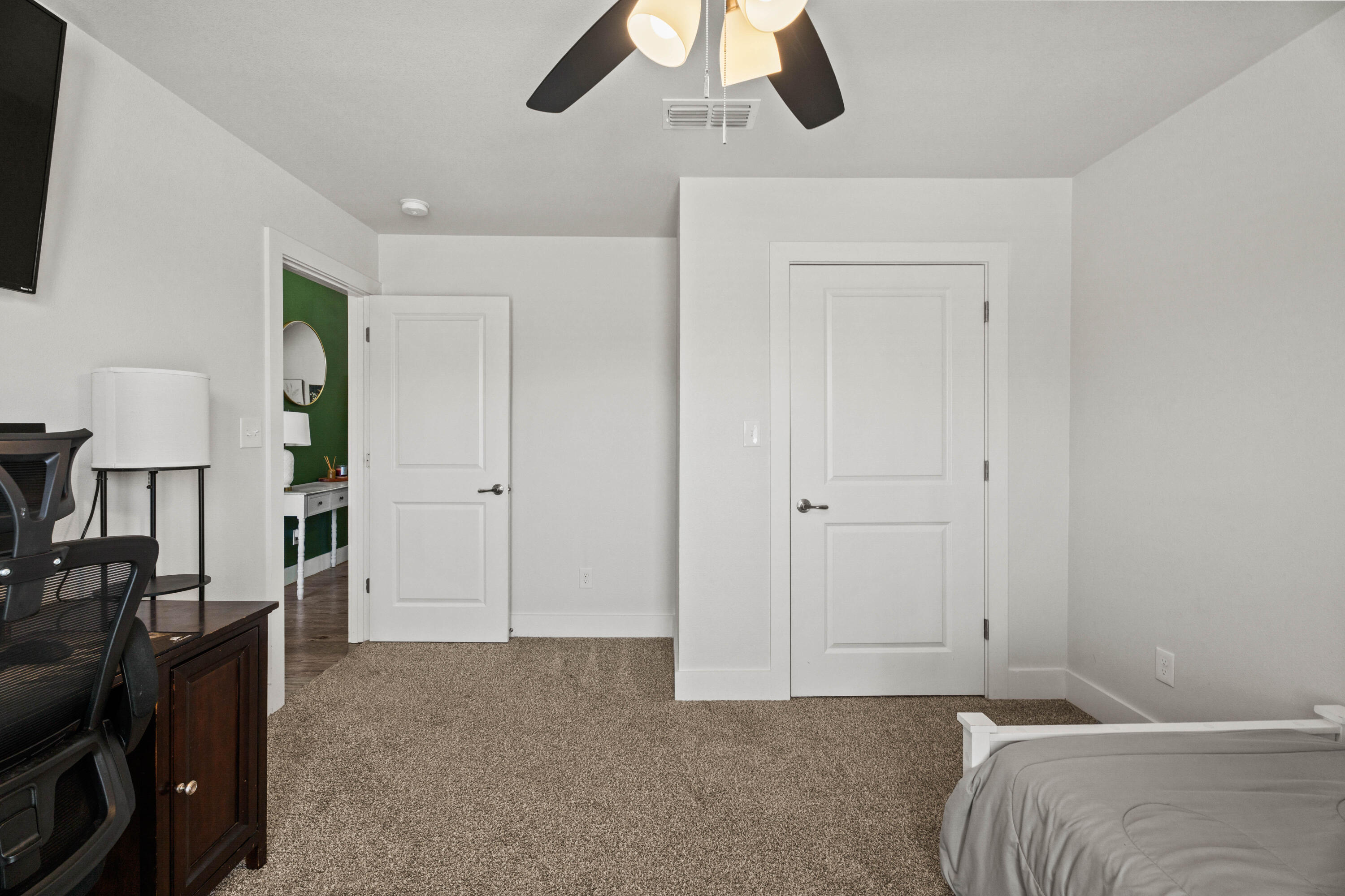 204 Cowboy Lane Property Photo 23