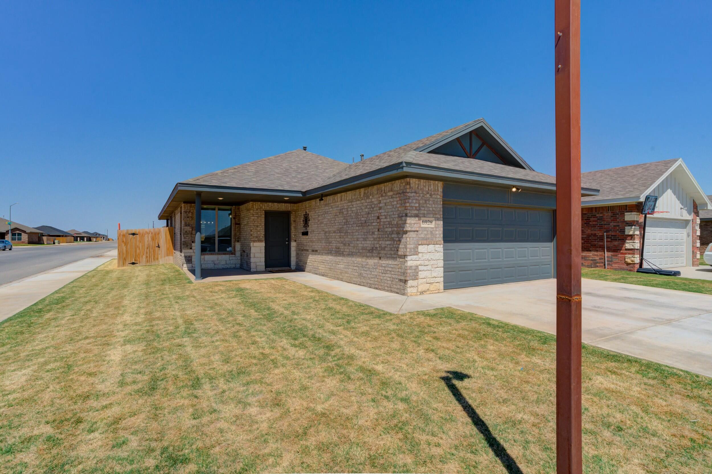 6928 11th Street Property Photo