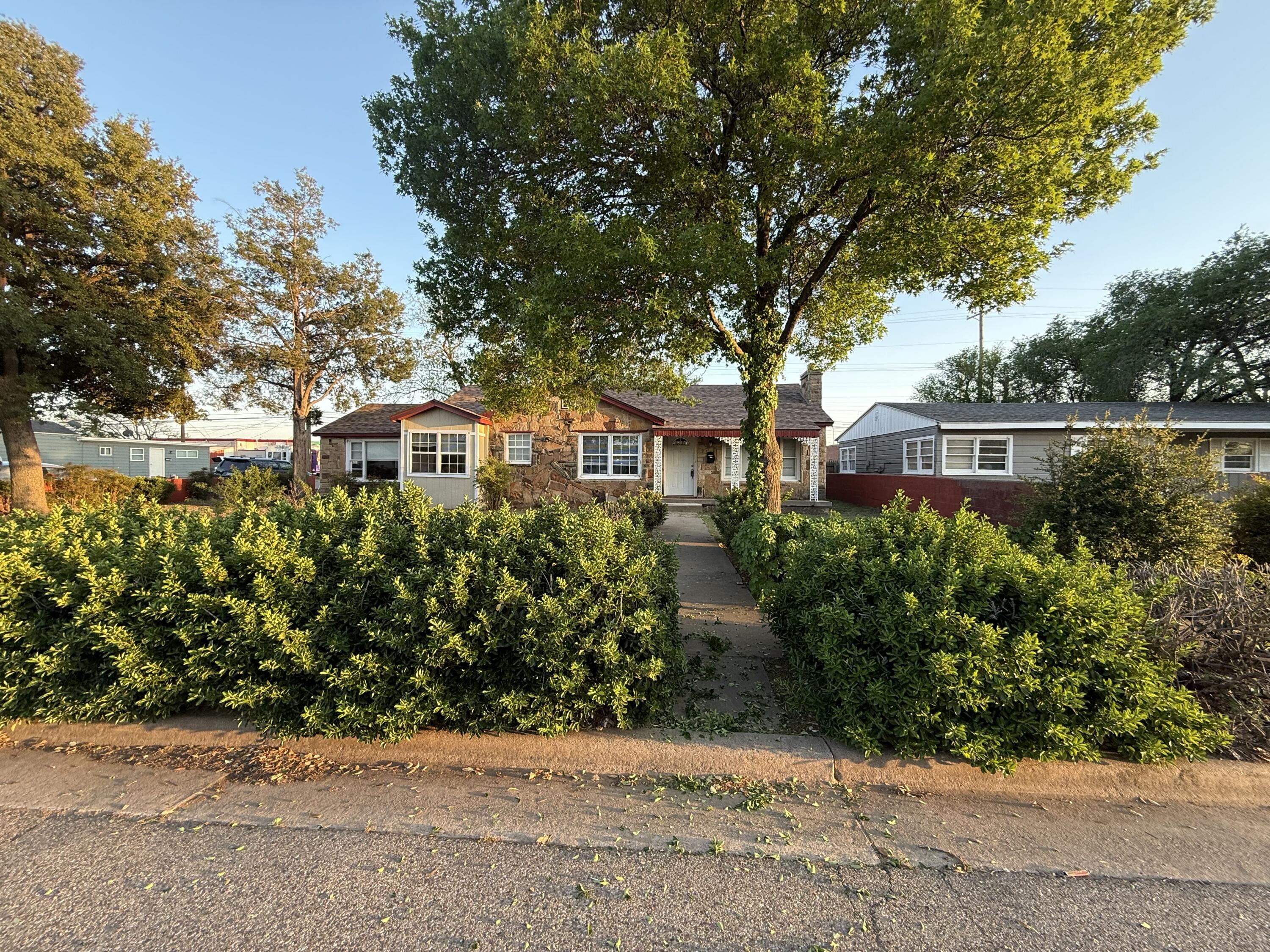 3601 33rd Street Property Photo 2