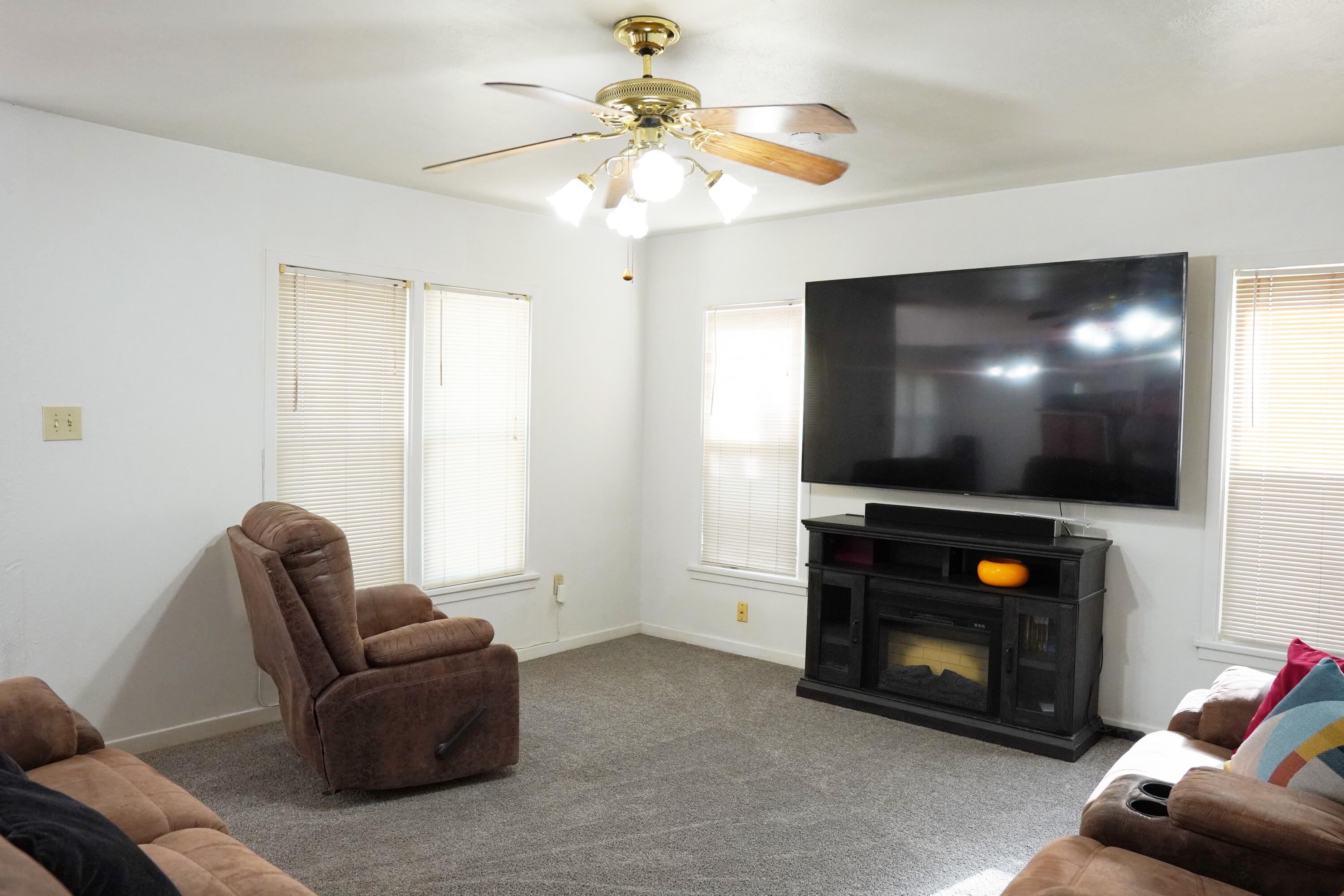 2007 25th Street Property Photo 5