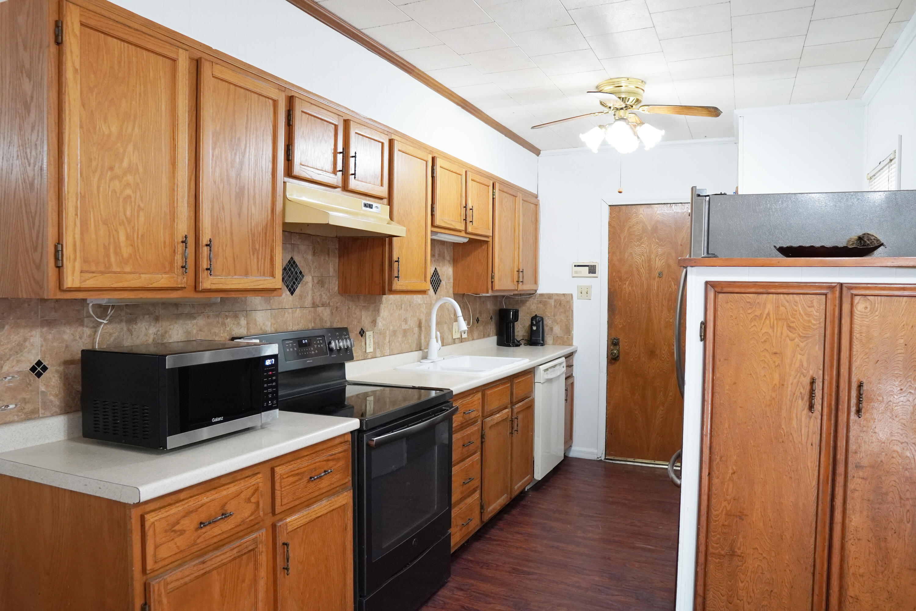 2007 25th Street Property Photo 6