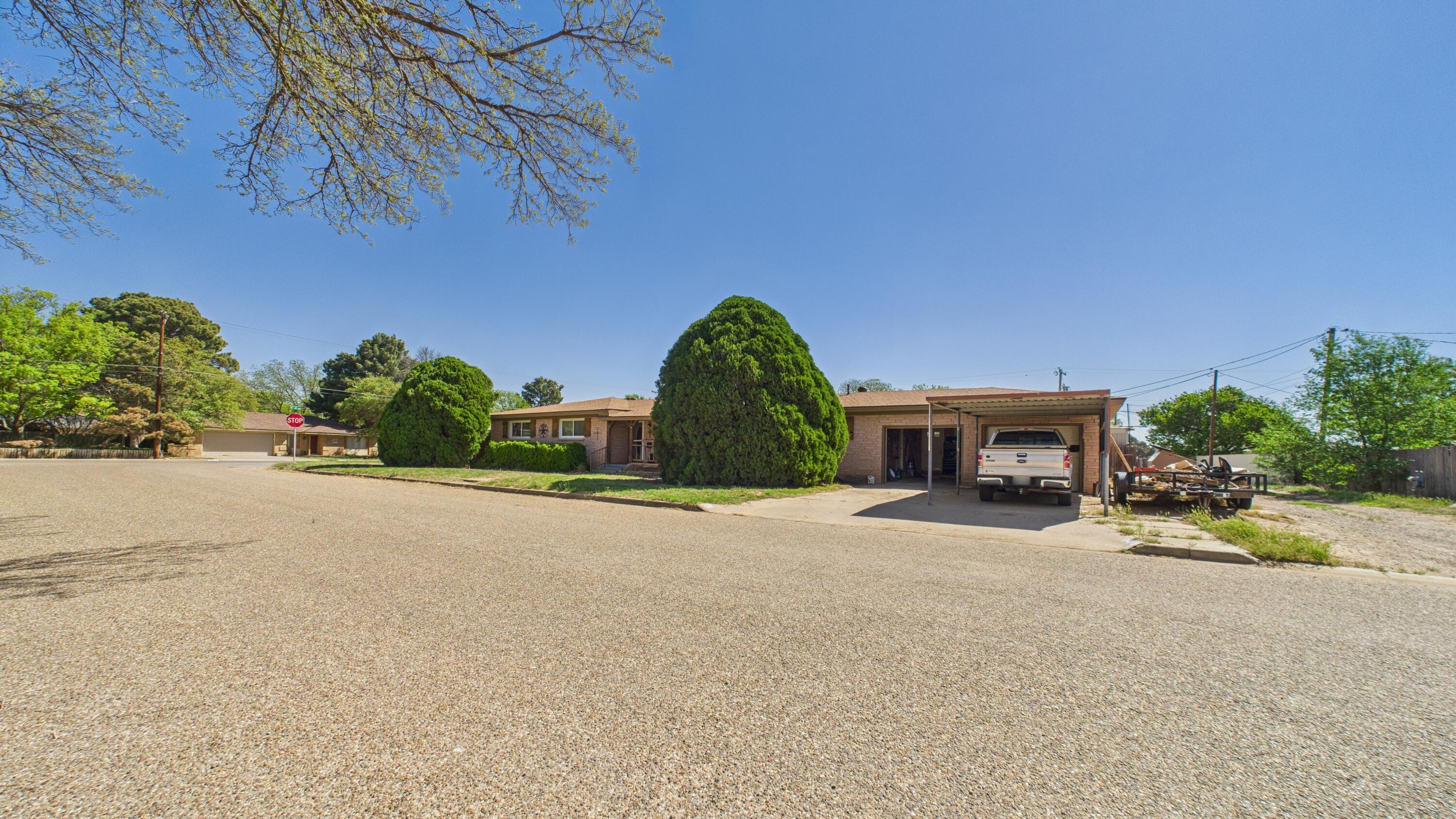 1512 Avenue K Property Photo 6
