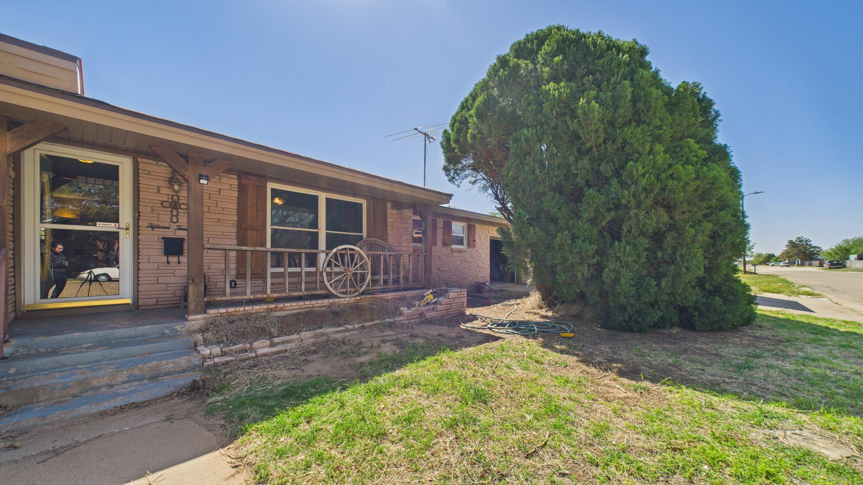 1512 Avenue K Property Photo 9