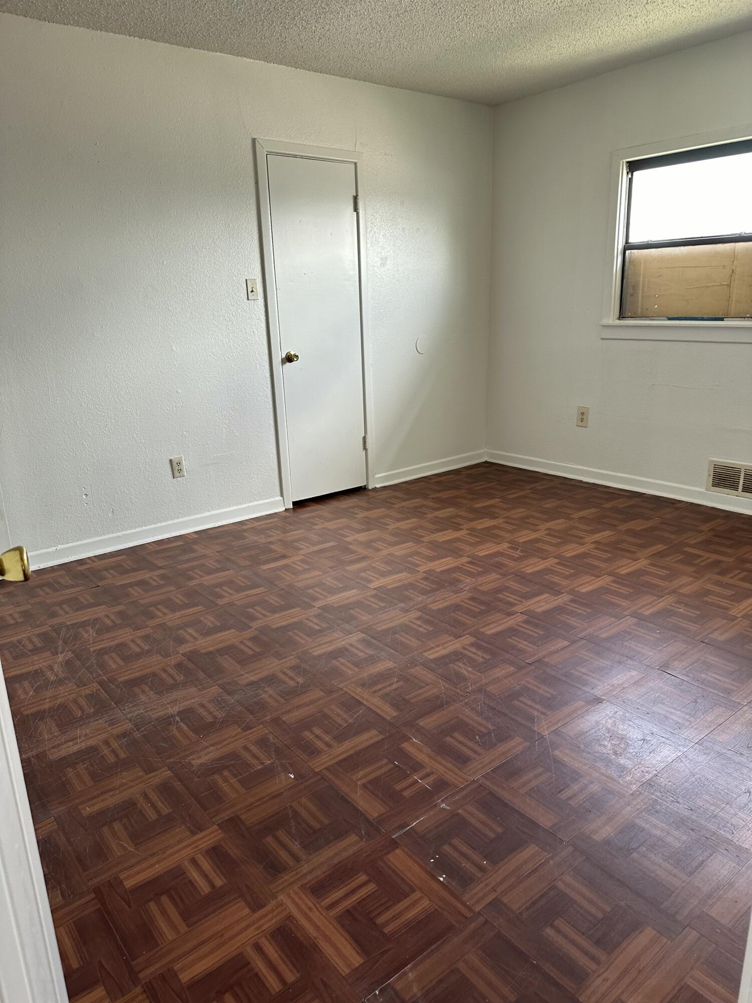 1301 53rd Street Property Photo 12