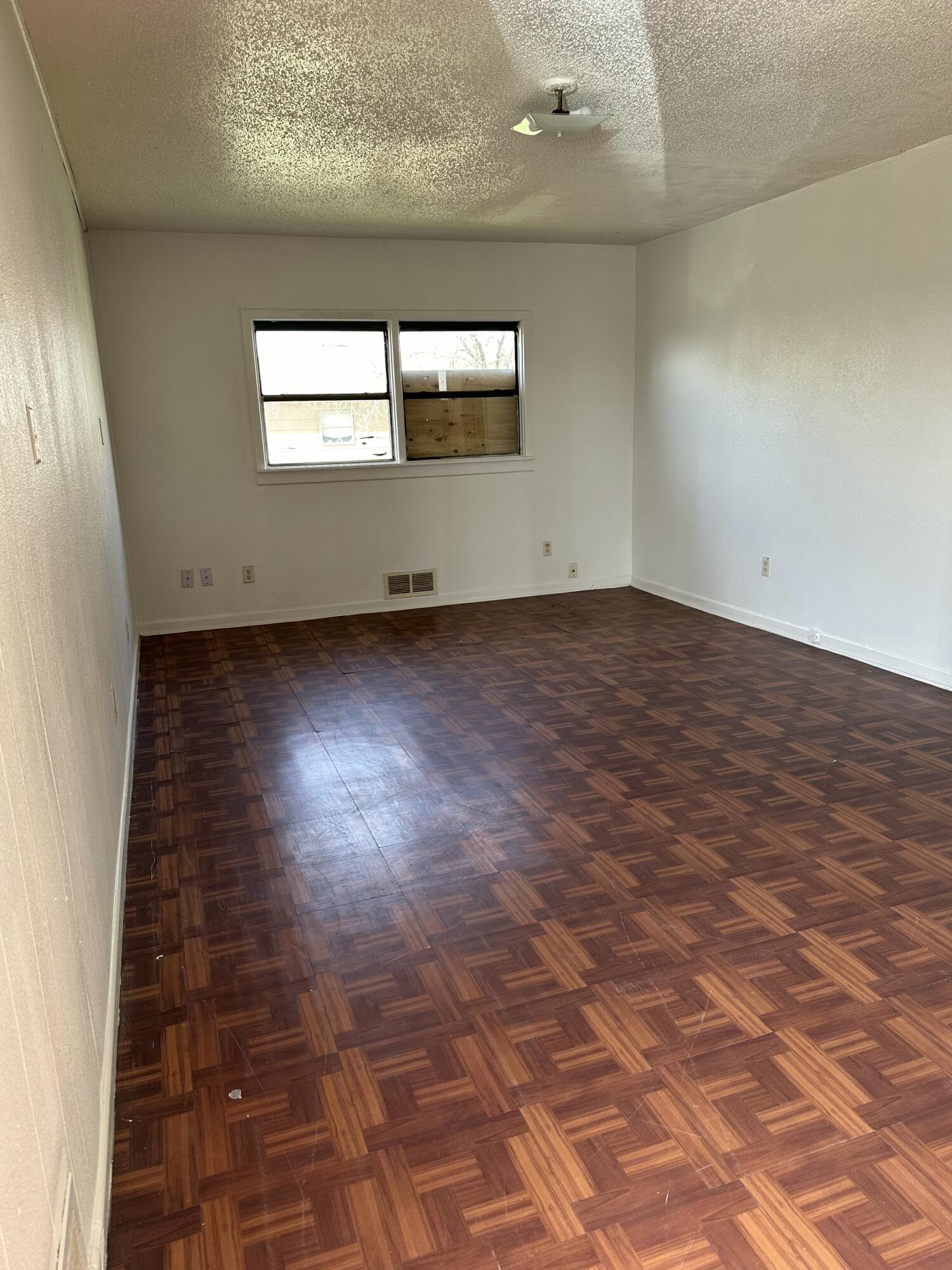 1301 53rd Street Property Photo 15