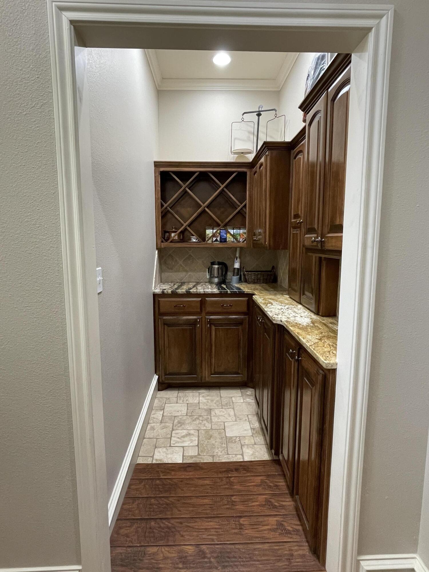 4009 109th Street Property Photo 8