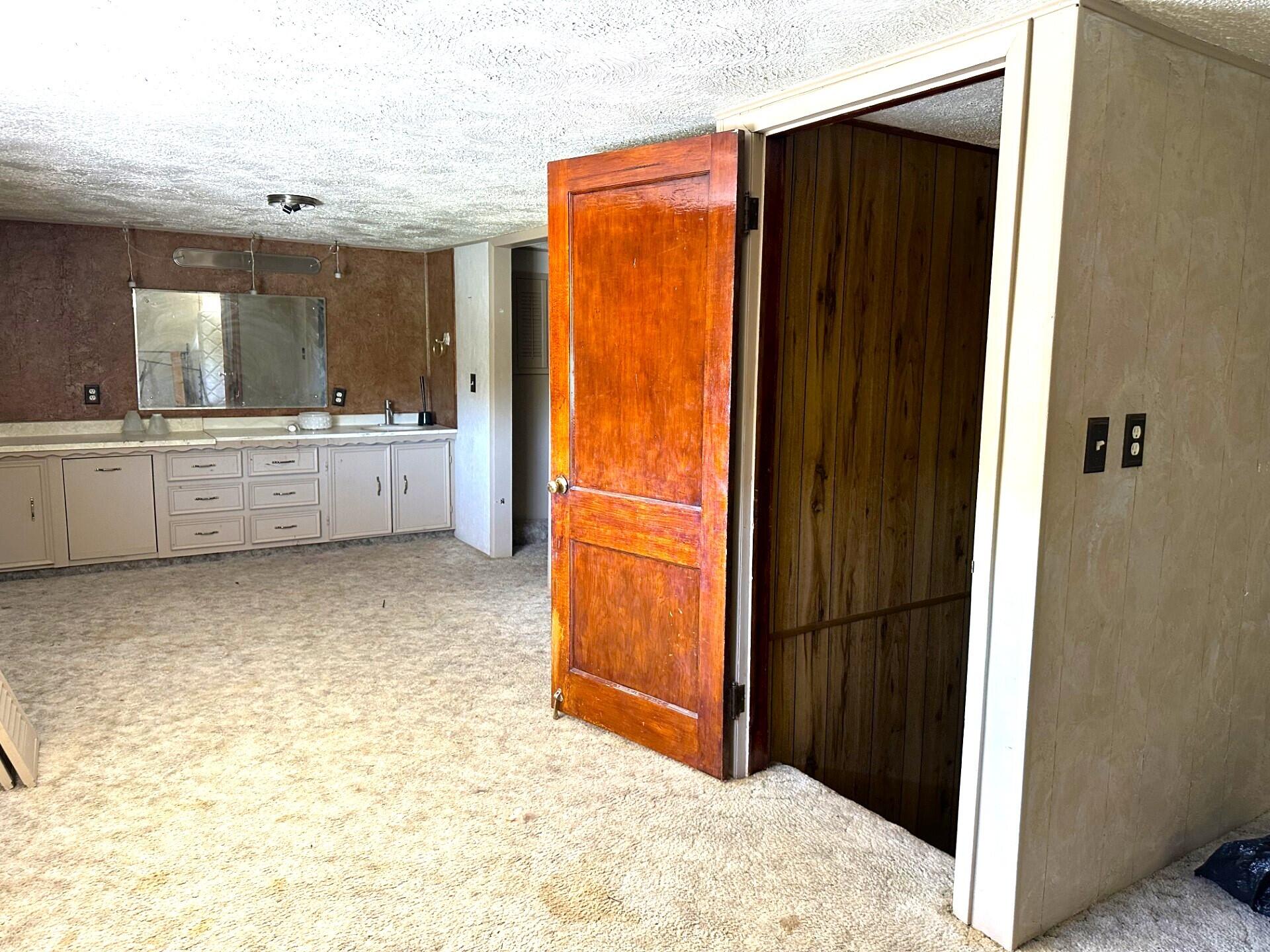 415 Cowan Avenue Property Photo 13