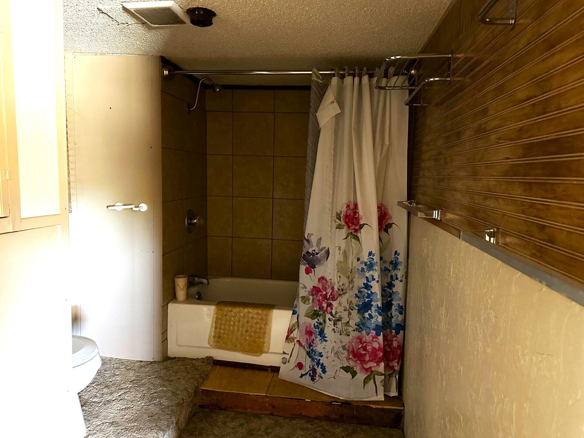 415 Cowan Avenue Property Photo 17
