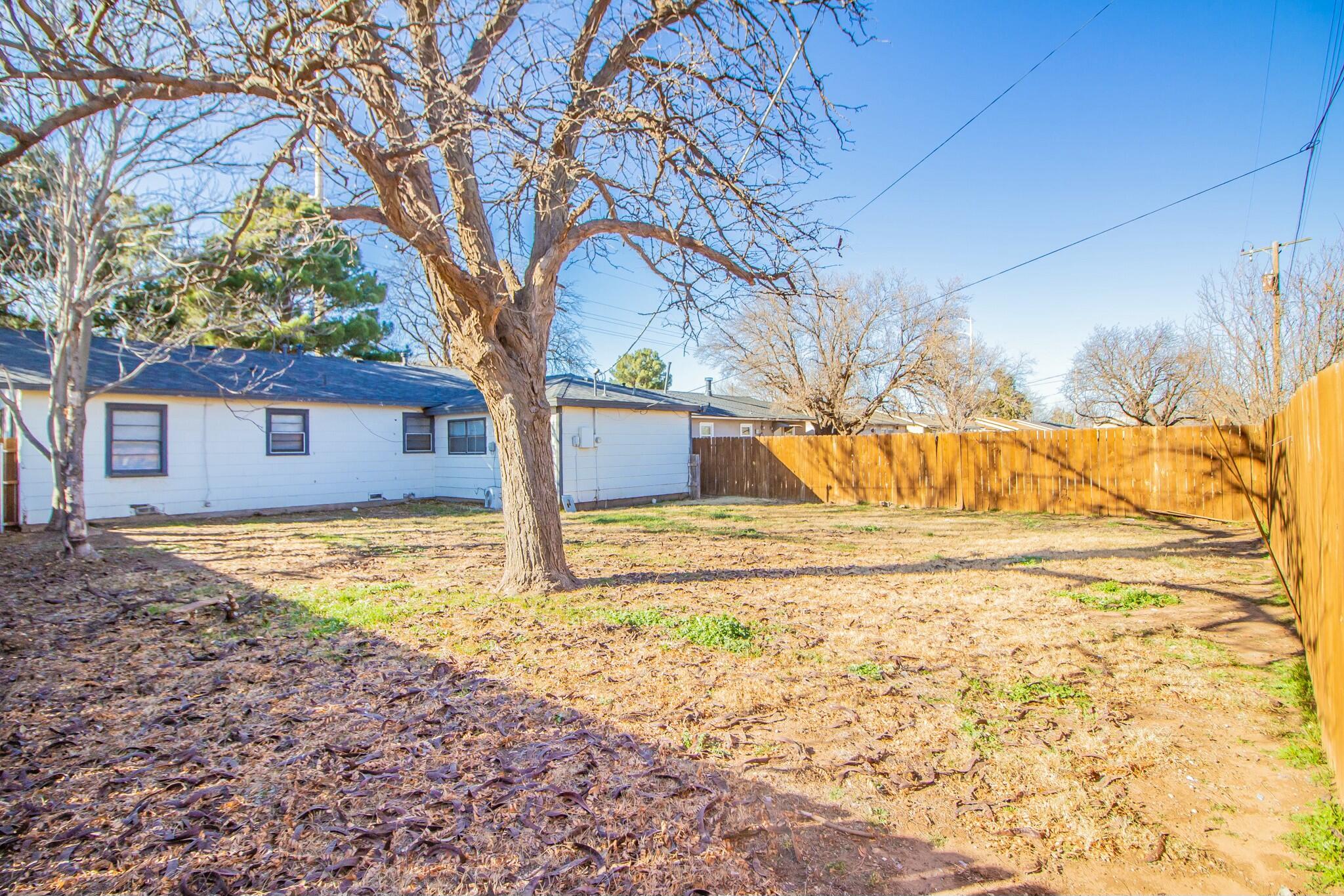 4629 Elgin Avenue Property Photo 20