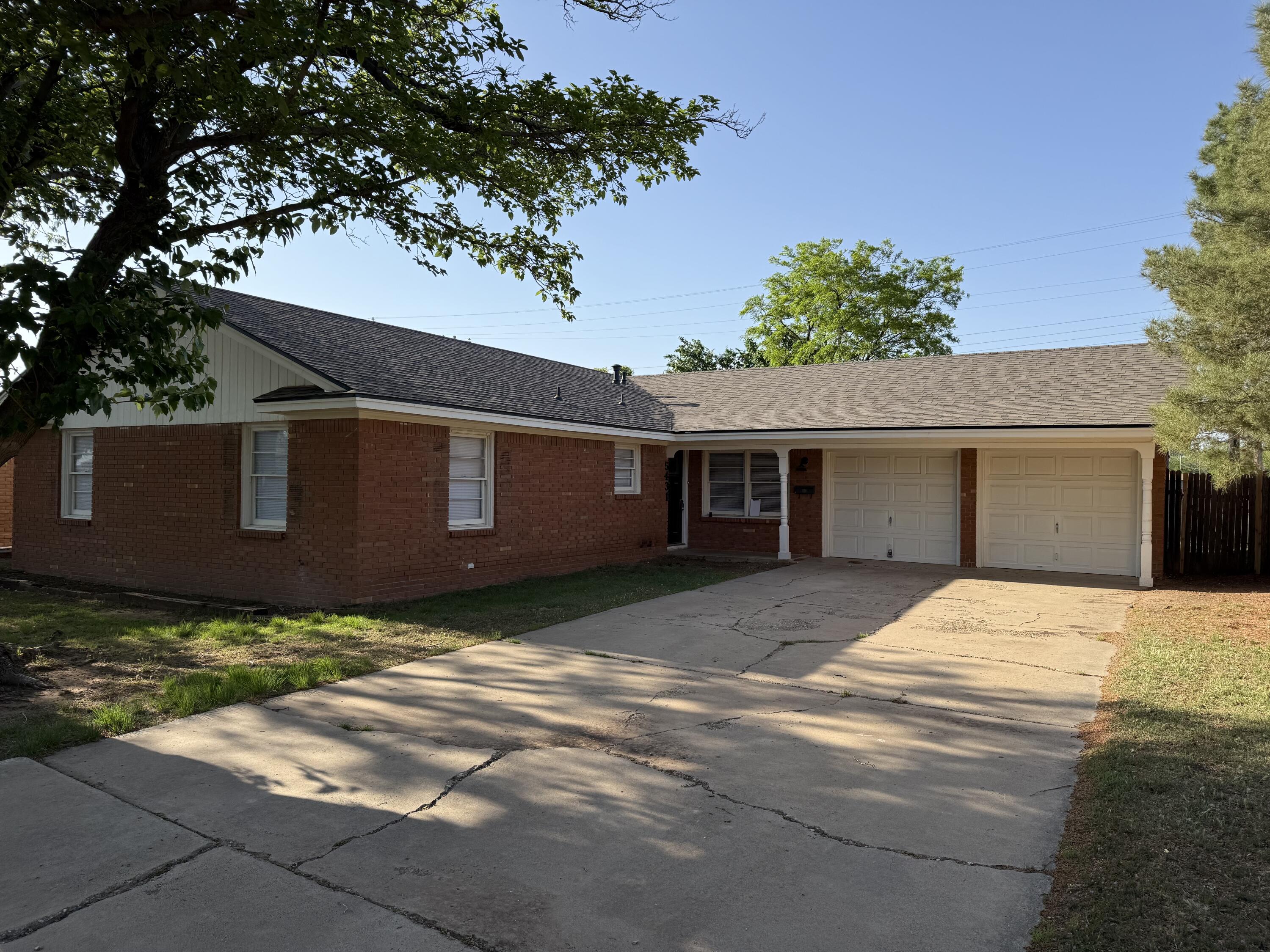 5431 9th Street Property Photo 1