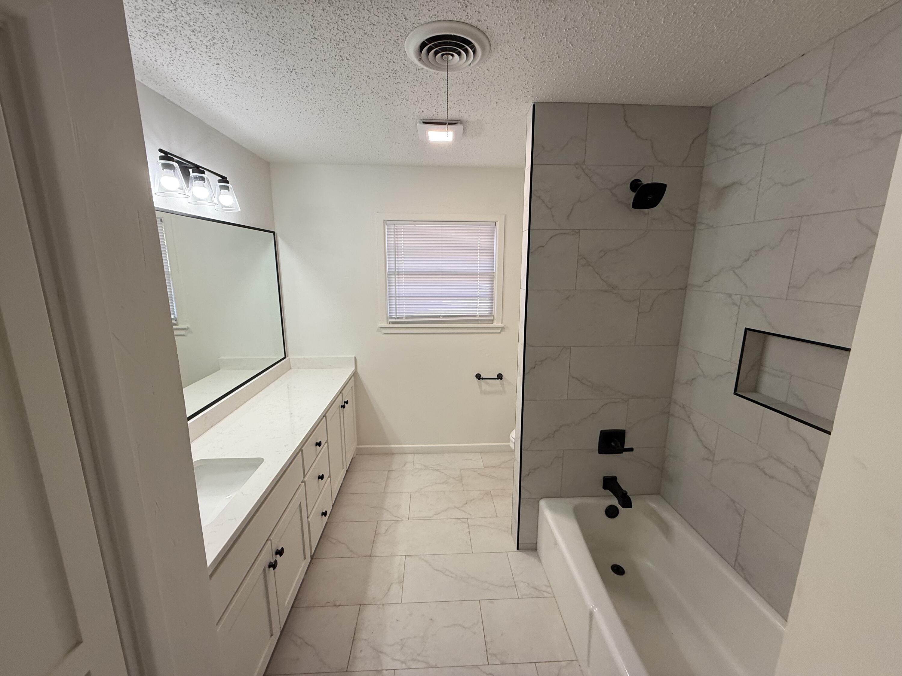 5431 9th Street Property Photo 3