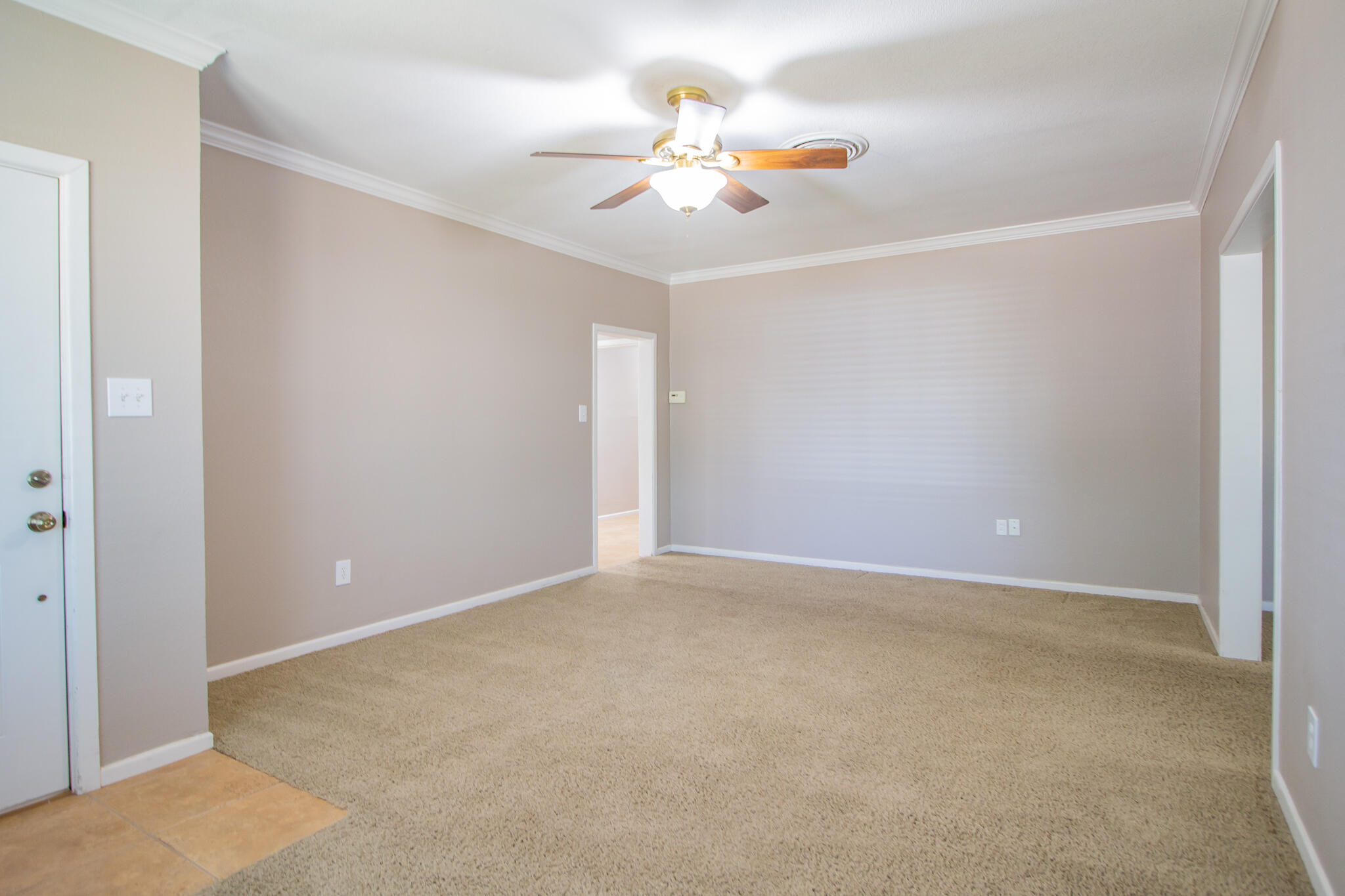 4831 10th Street Property Photo 6