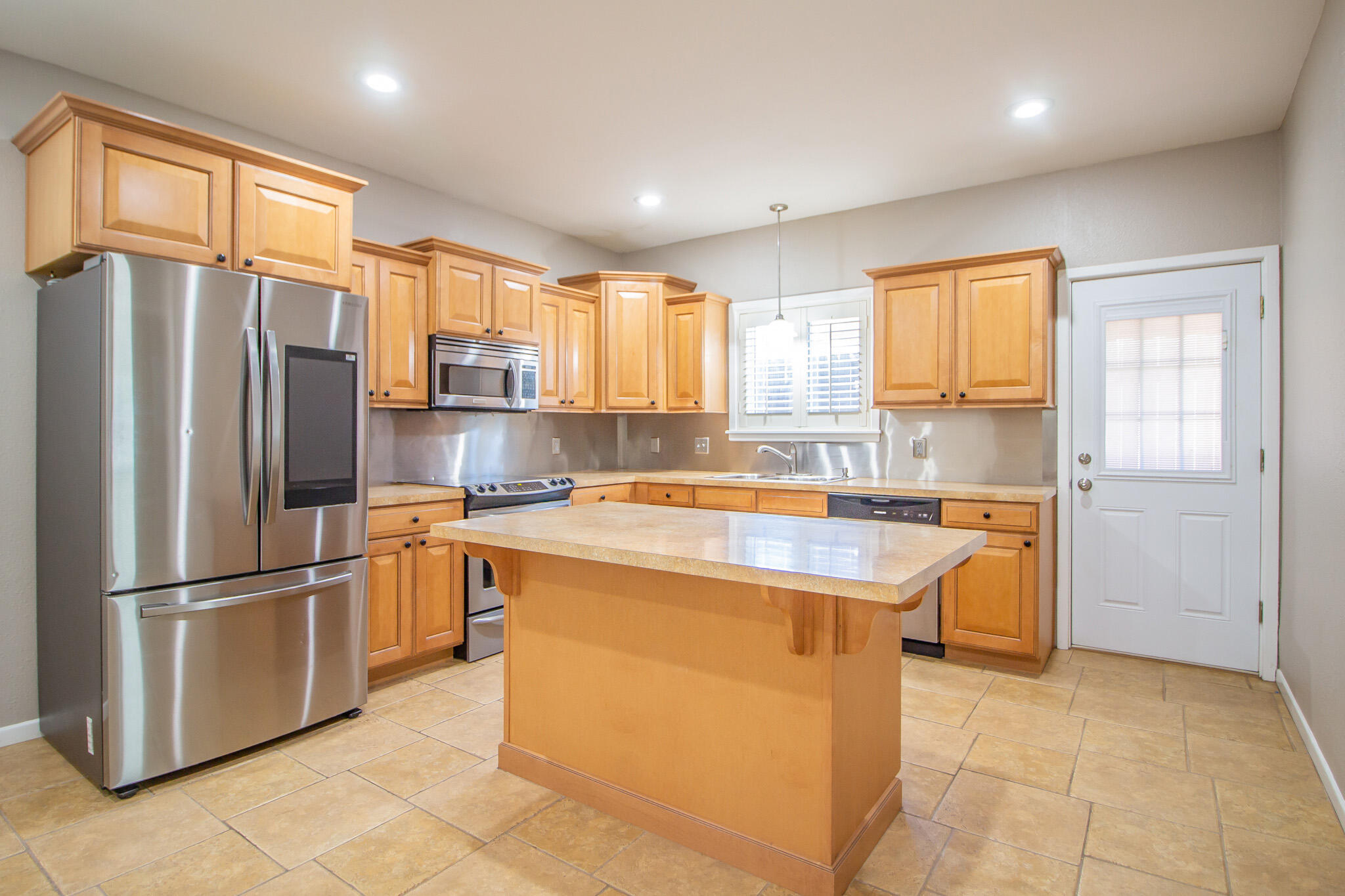 4831 10th Street Property Photo 11
