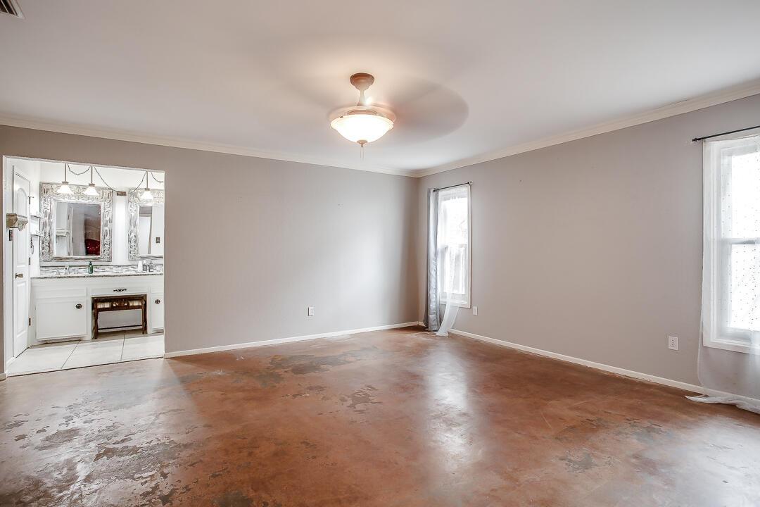 5411 89th Street Property Photo 14