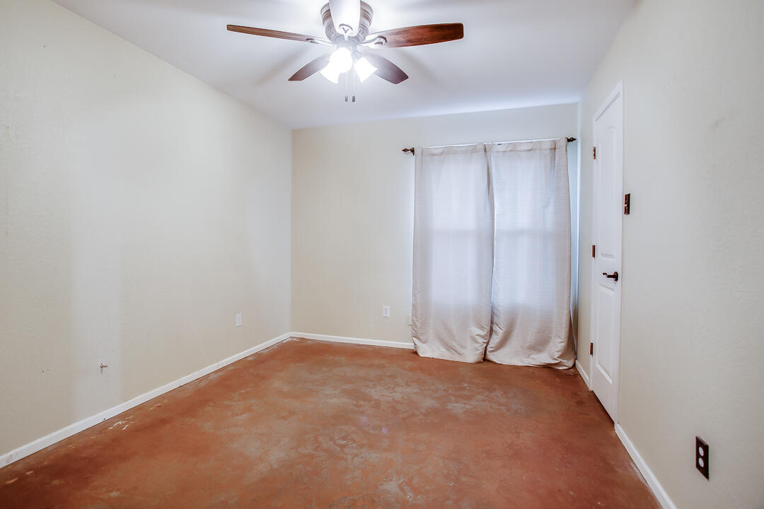 5411 89th Street Property Photo 18