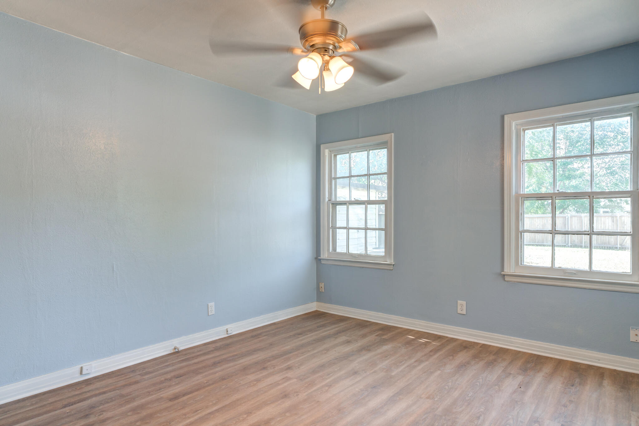 2507 32nd Street Property Photo 5
