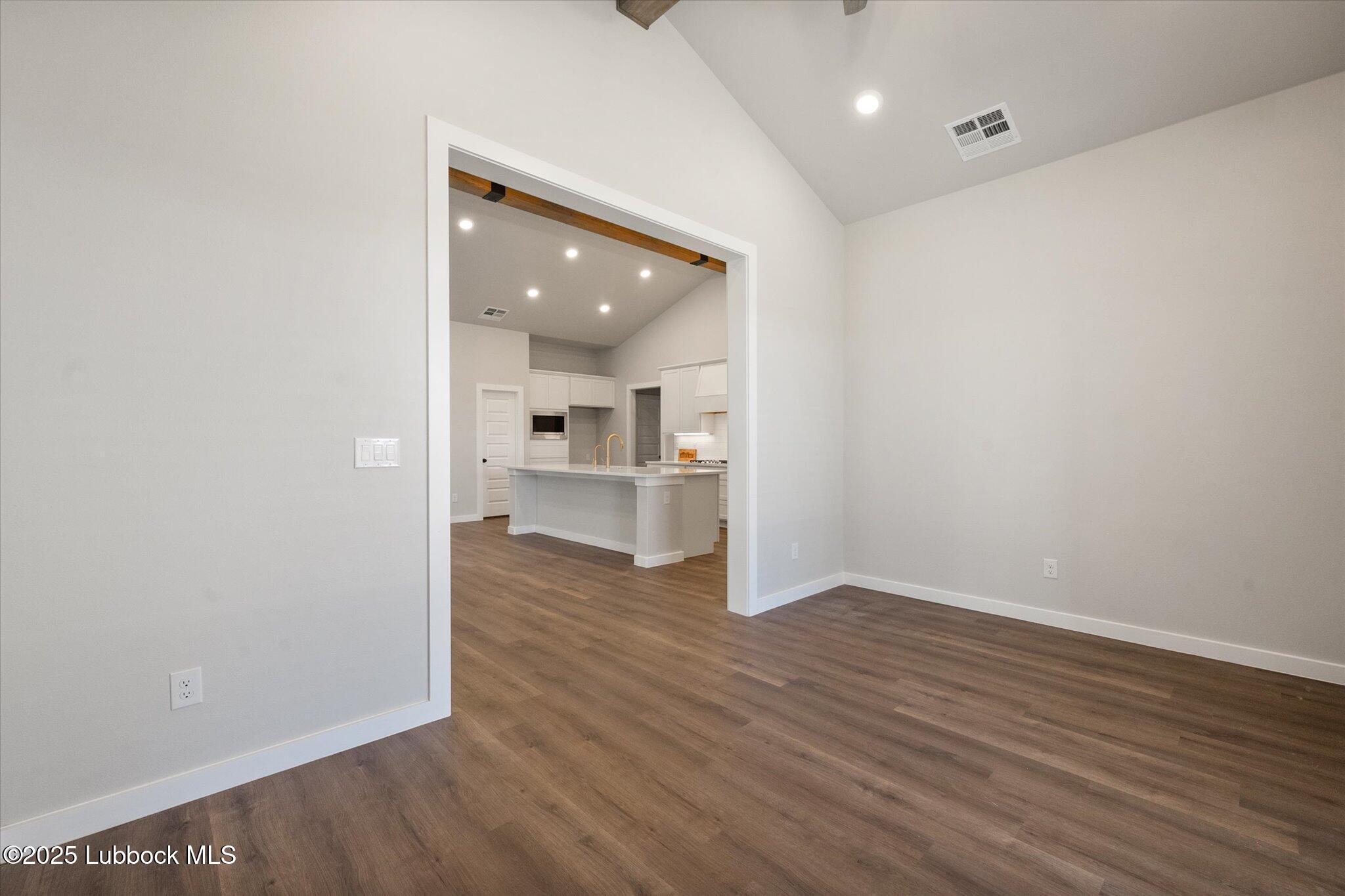 5403 106th Street Property Photo 15