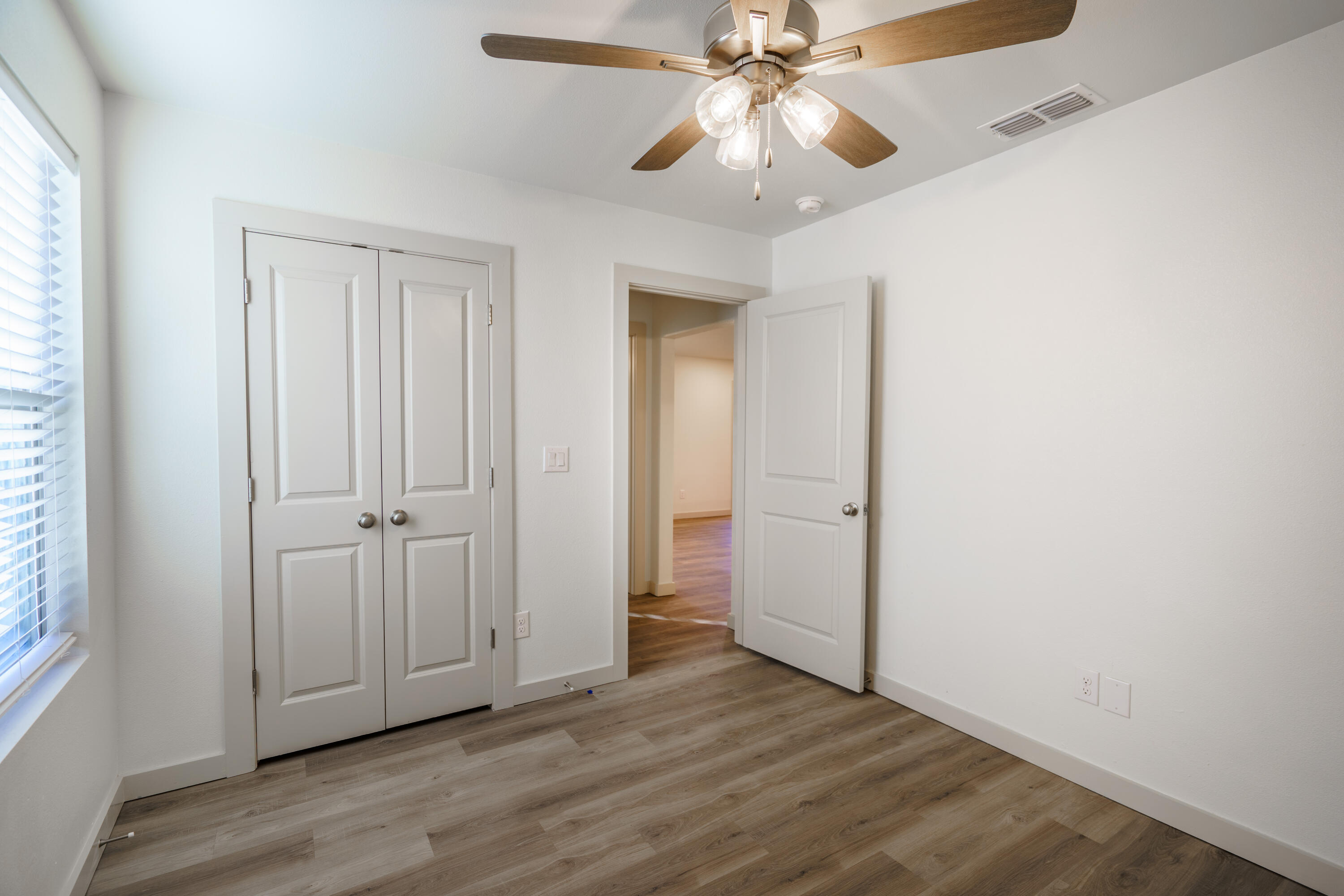 8013 Date Avenue Property Photo 11